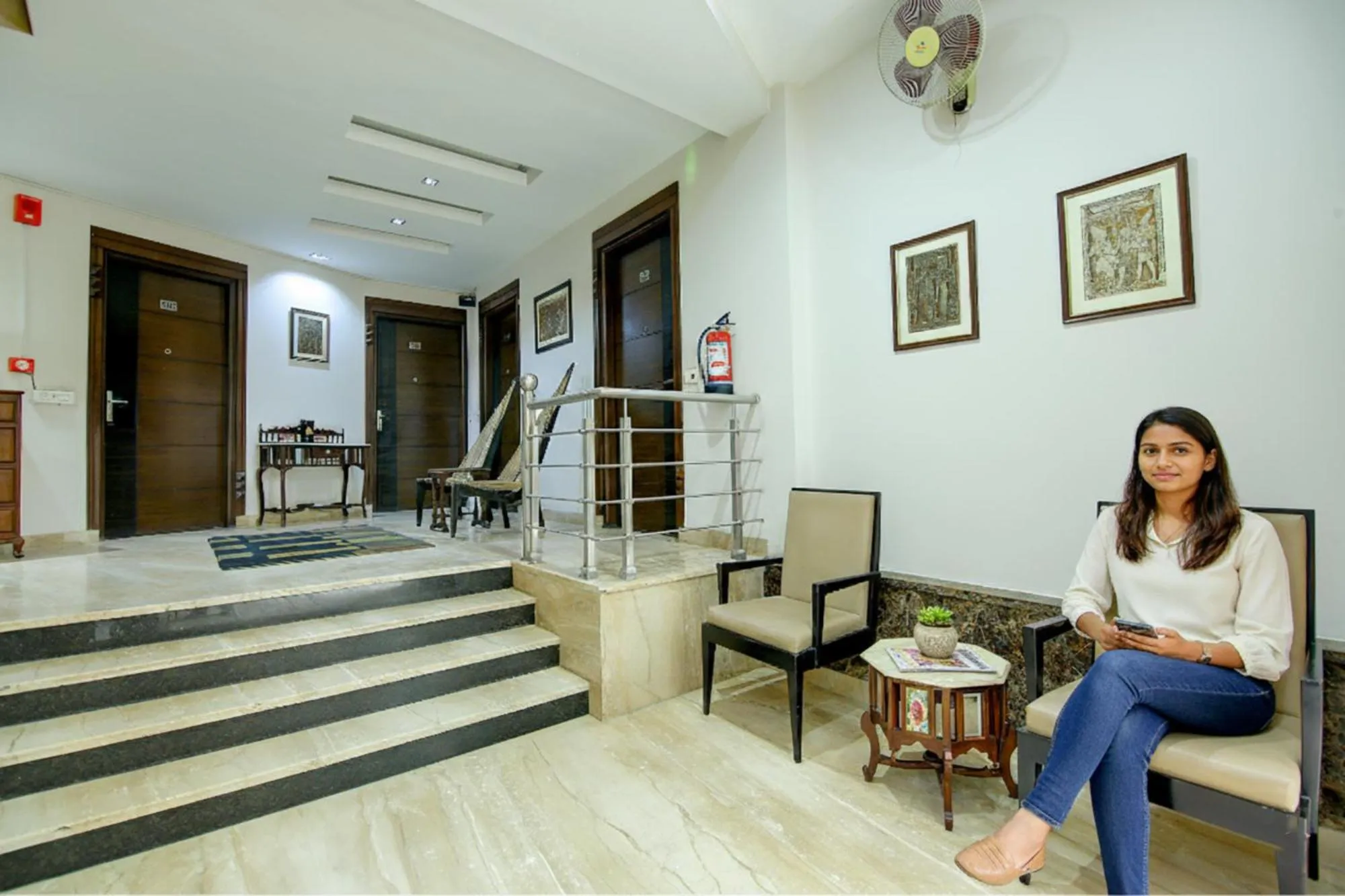 Seating area in FabHotel Phoenix Hospitality Near DLF Cyber Hub & Metro, Gurugram