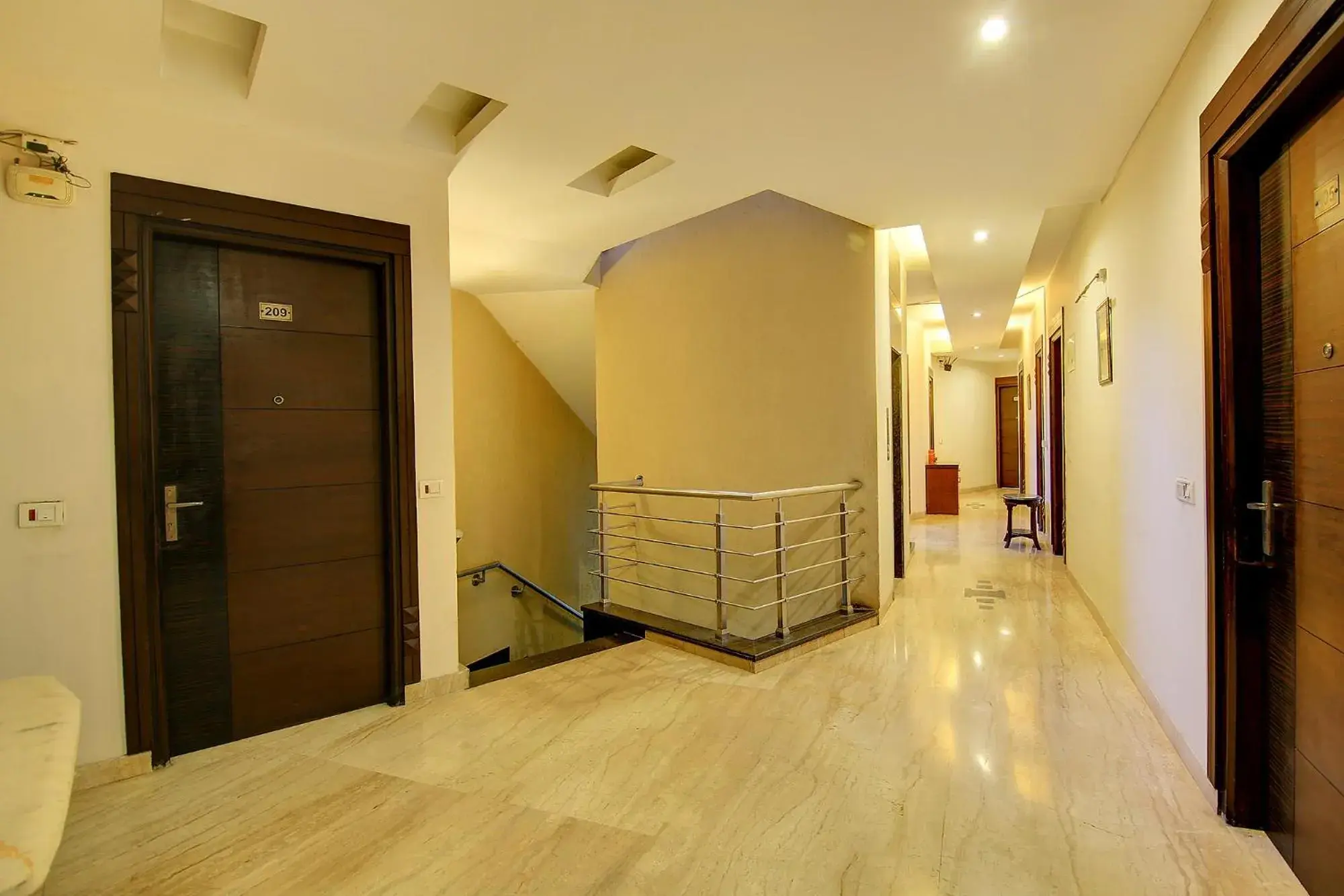 Lobby or reception in FabHotel Phoenix Hospitality Near DLF Cyber Hub & Metro, Gurugram Lobby or reception in FabHotel Phoenix Hospitality Near DLF Cyber Hub & Metro, Gurugram