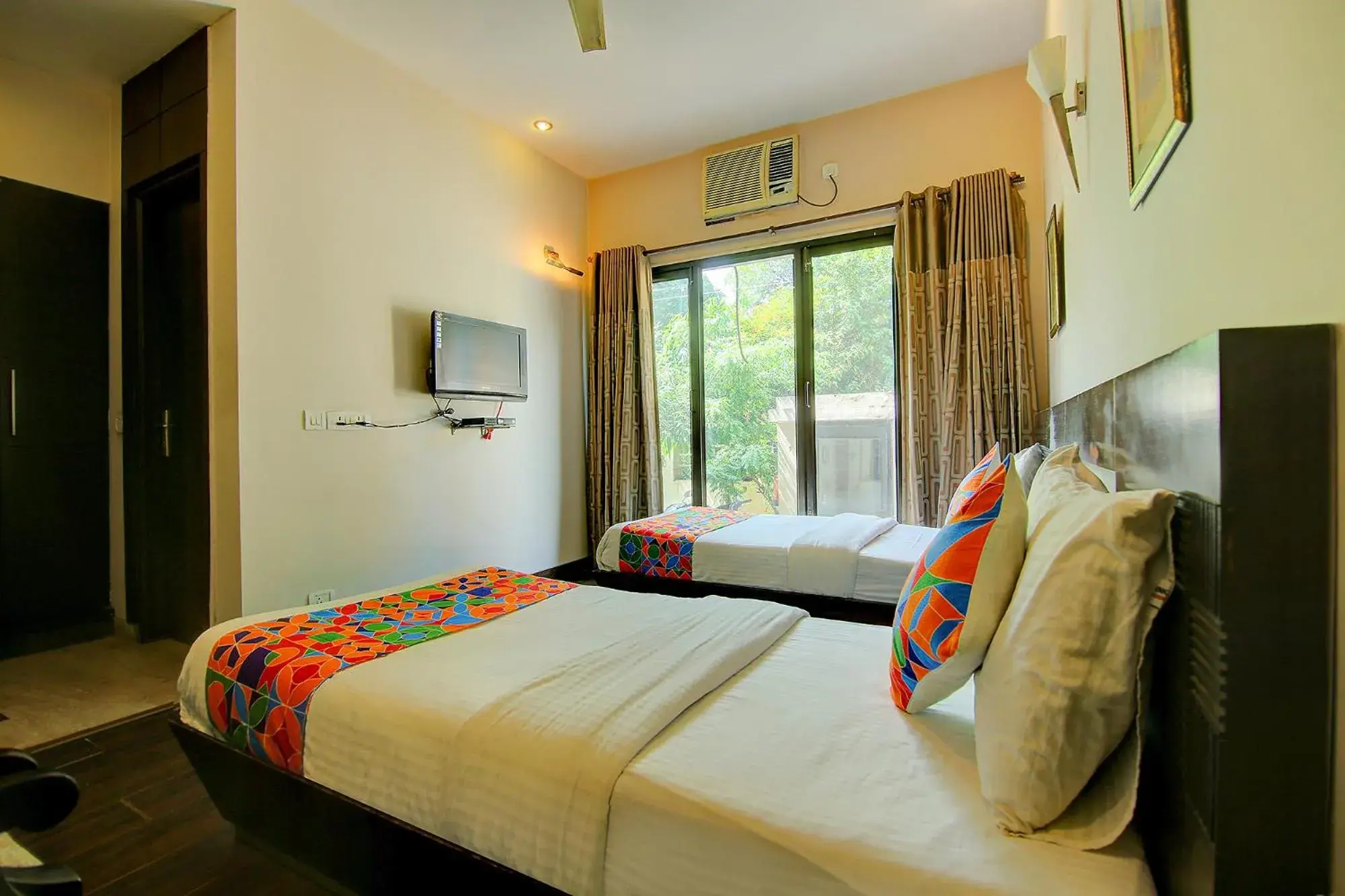 Bed in FabHotel Phoenix Hospitality Near DLF Cyber Hub & Metro, Gurugram Bed in FabHotel Phoenix Hospitality Near DLF Cyber Hub & Metro, Gurugram