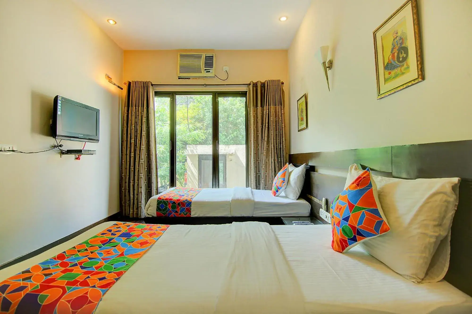 View (from property/room), Bed in FabHotel Phoenix Hospitality Near DLF Cyber Hub & Metro, Gurugram View (from property/room), Bed in FabHotel Phoenix Hospitality Near DLF Cyber Hub & Metro, Gurugram