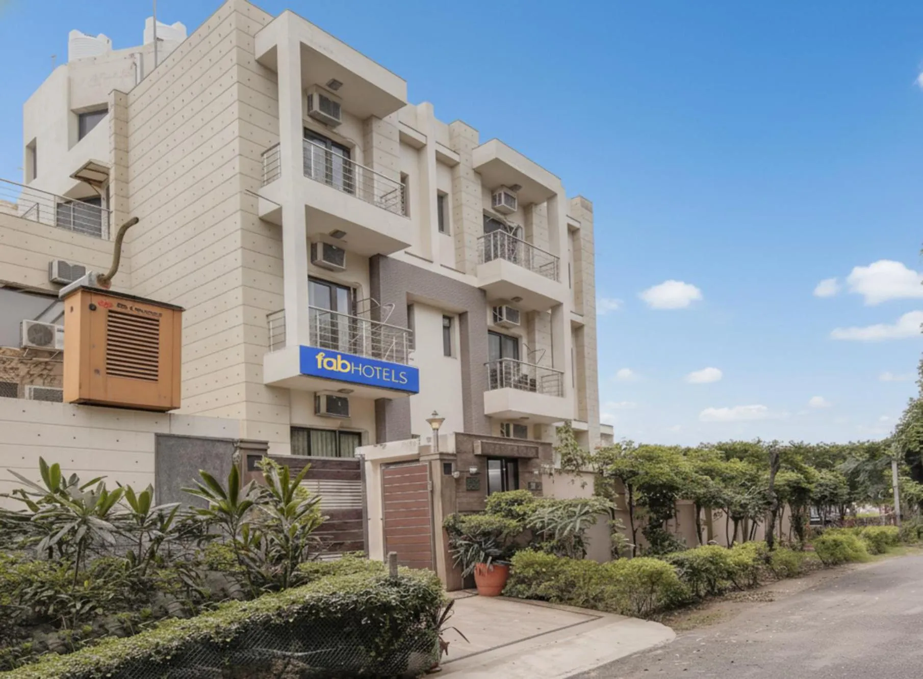 Property building in FabHotel Phoenix Hospitality Near DLF Cyber Hub & Metro, Gurugram