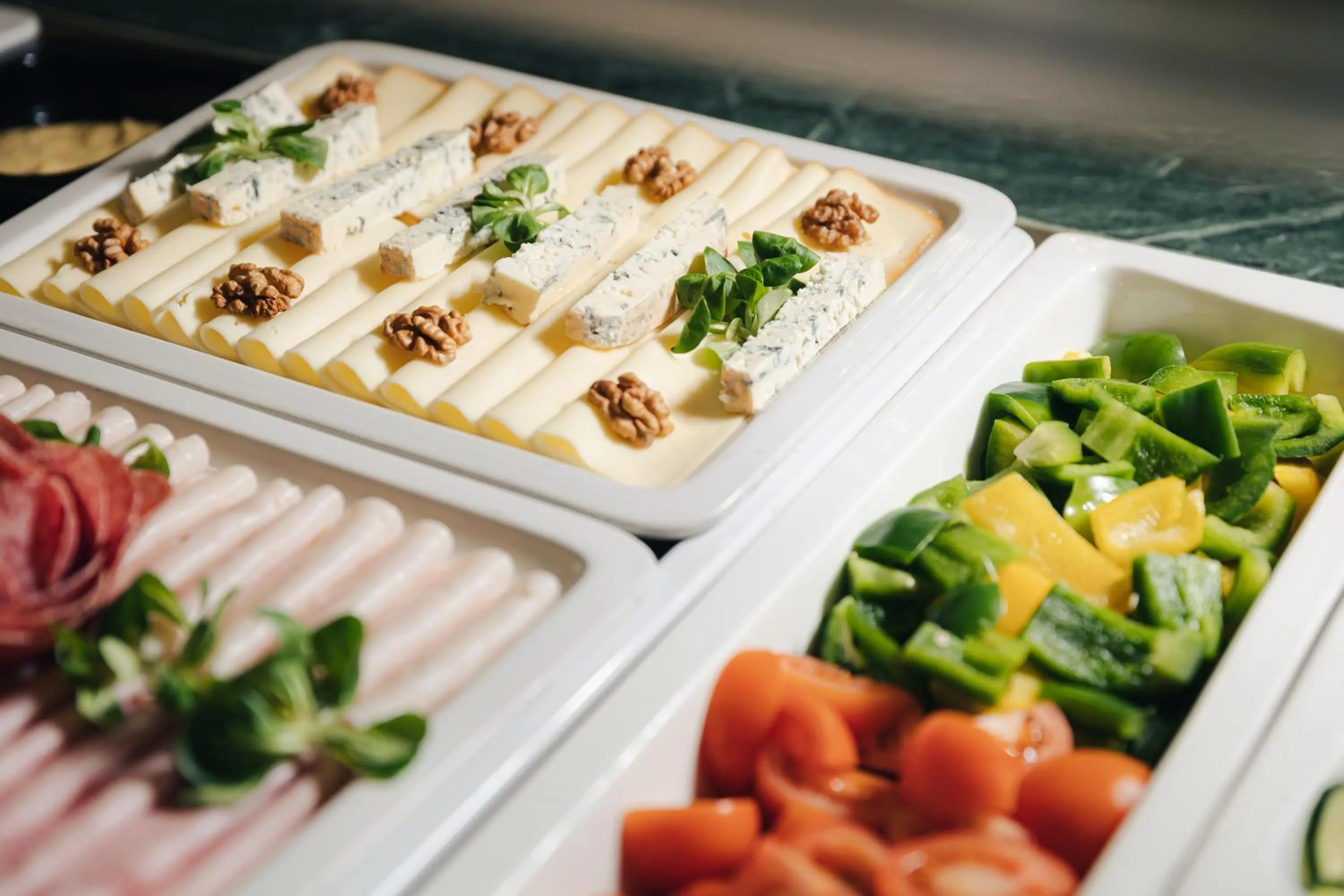 Buffet breakfast in Humboldt Park Hotel & Spa