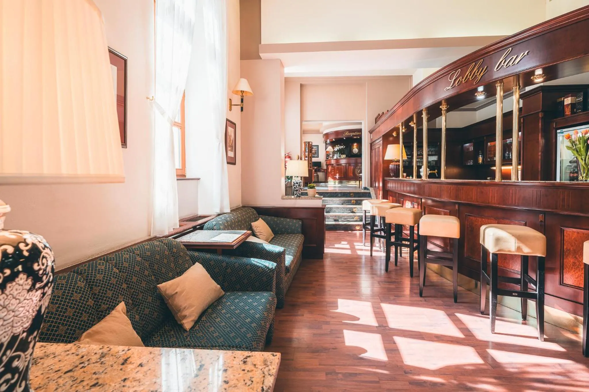 Lounge or bar in Carlton