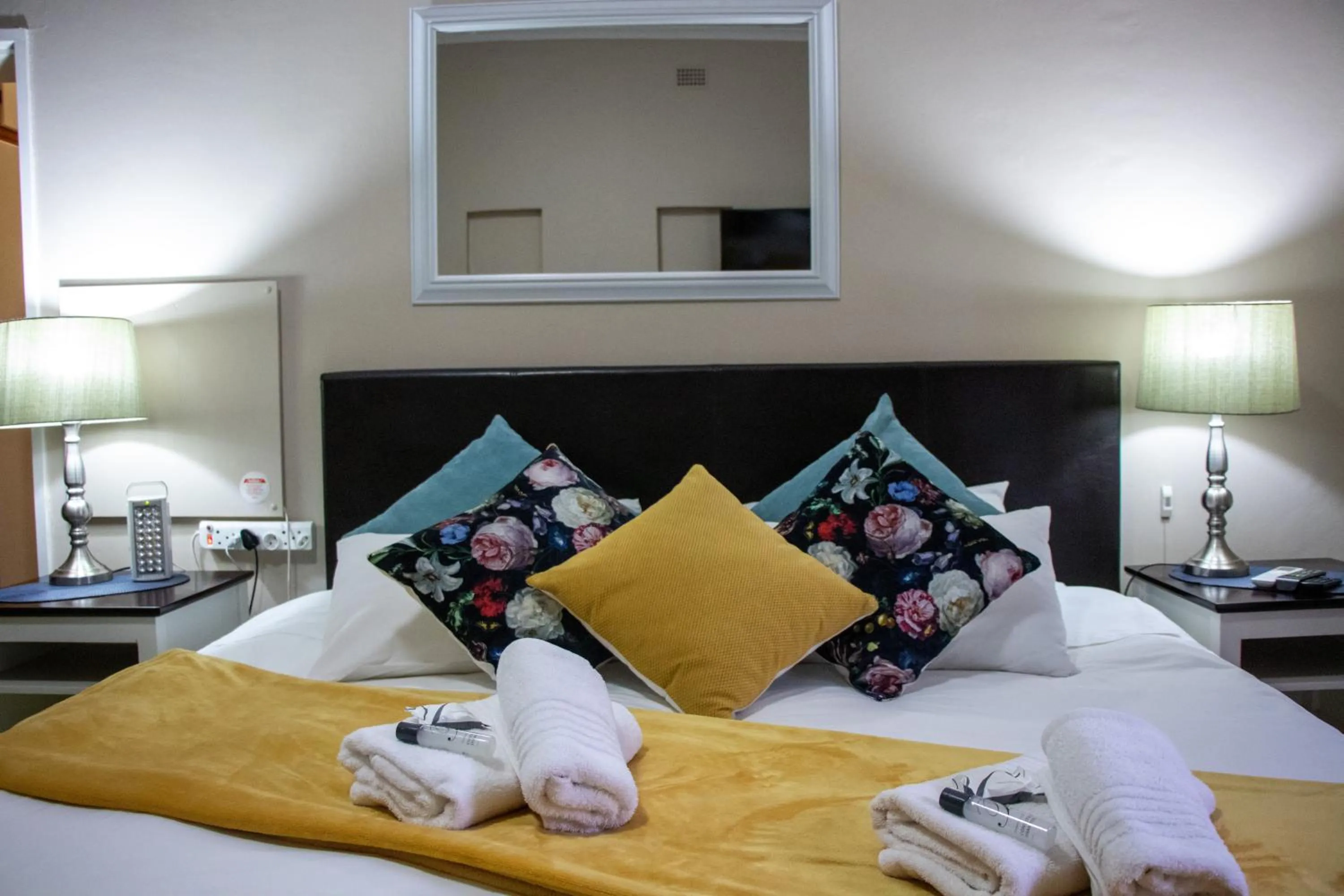 Bed in Riverbank Lodge