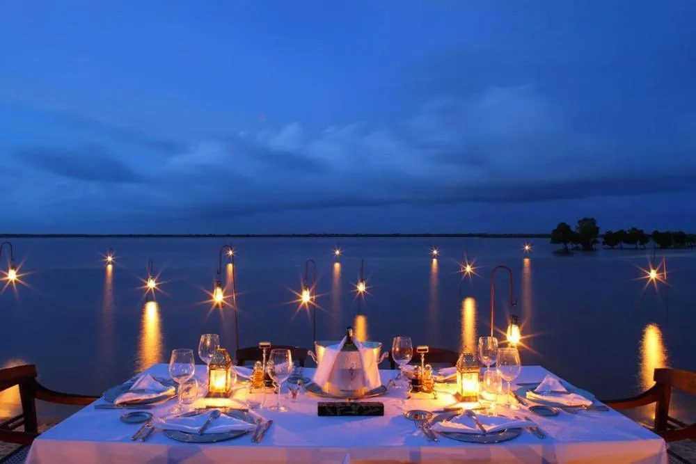 Night in The Red Pepper House