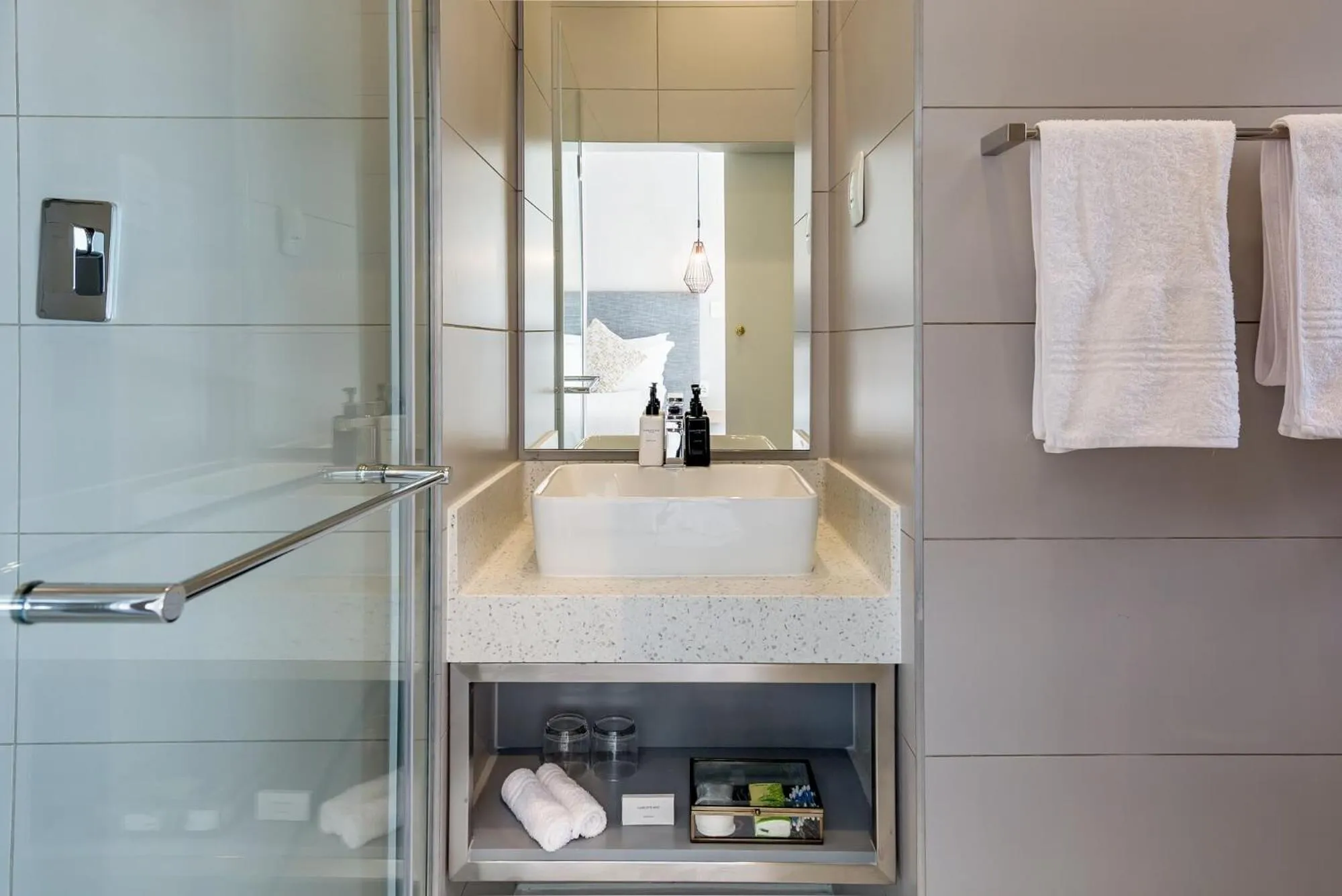 Shower in Macaron Boutique Guest House