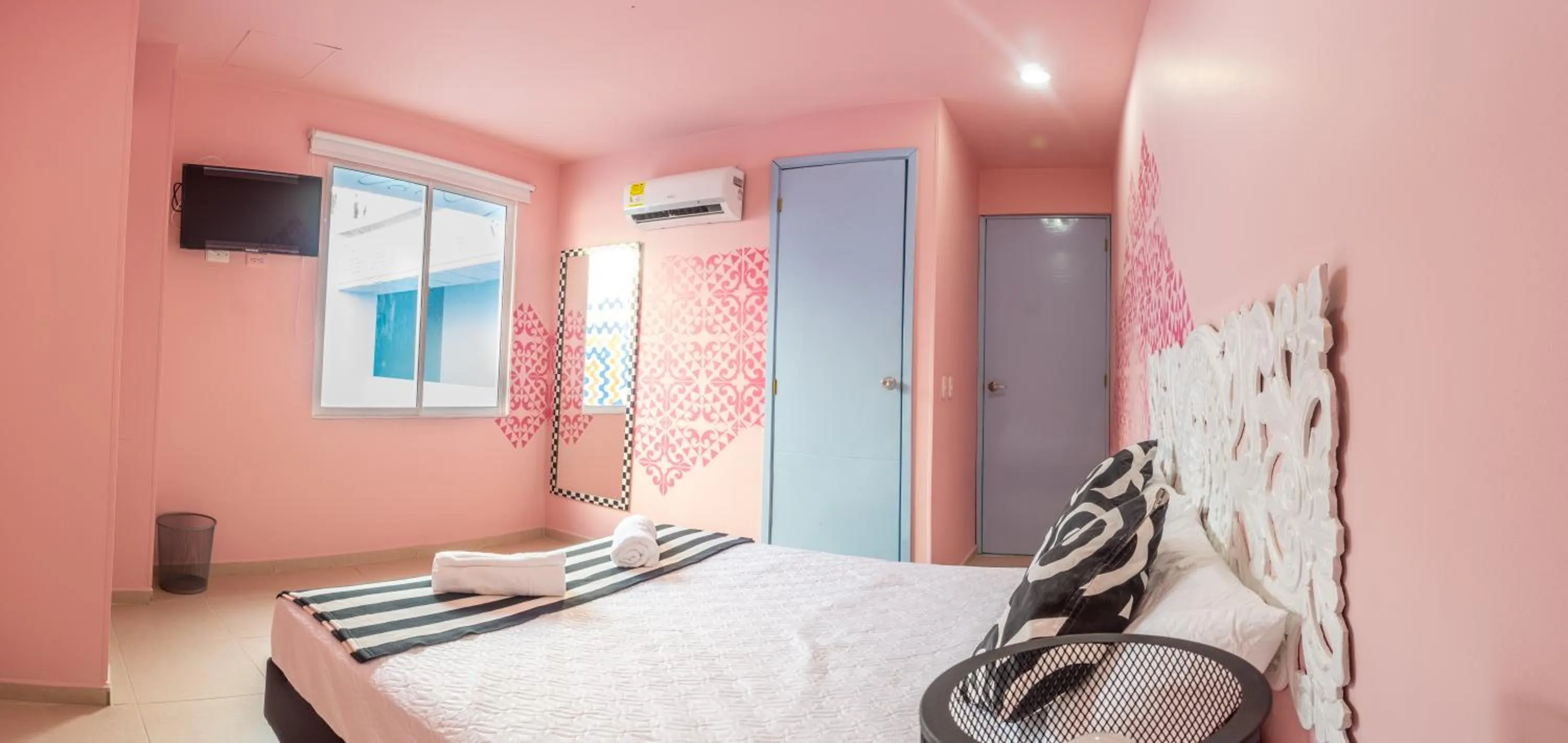 Bed in San Felicin Hostel