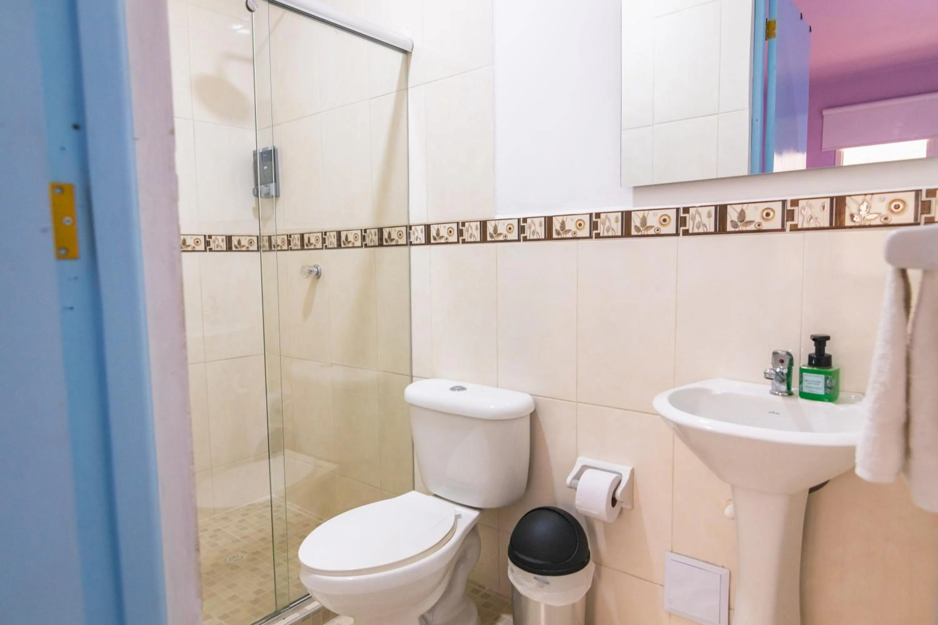 Shower in San Felicin Hostel