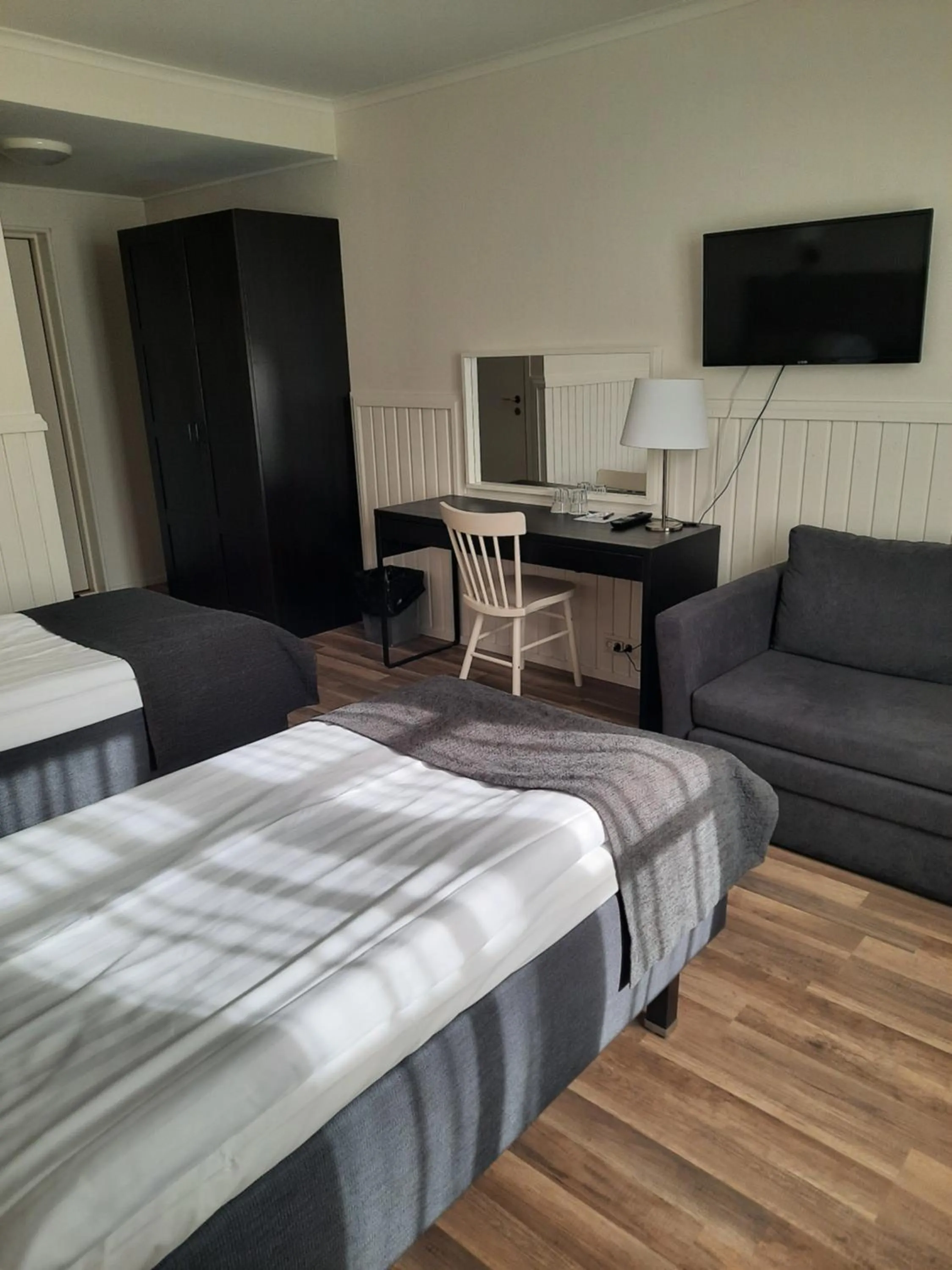 Bed in Juthbacka Hotell