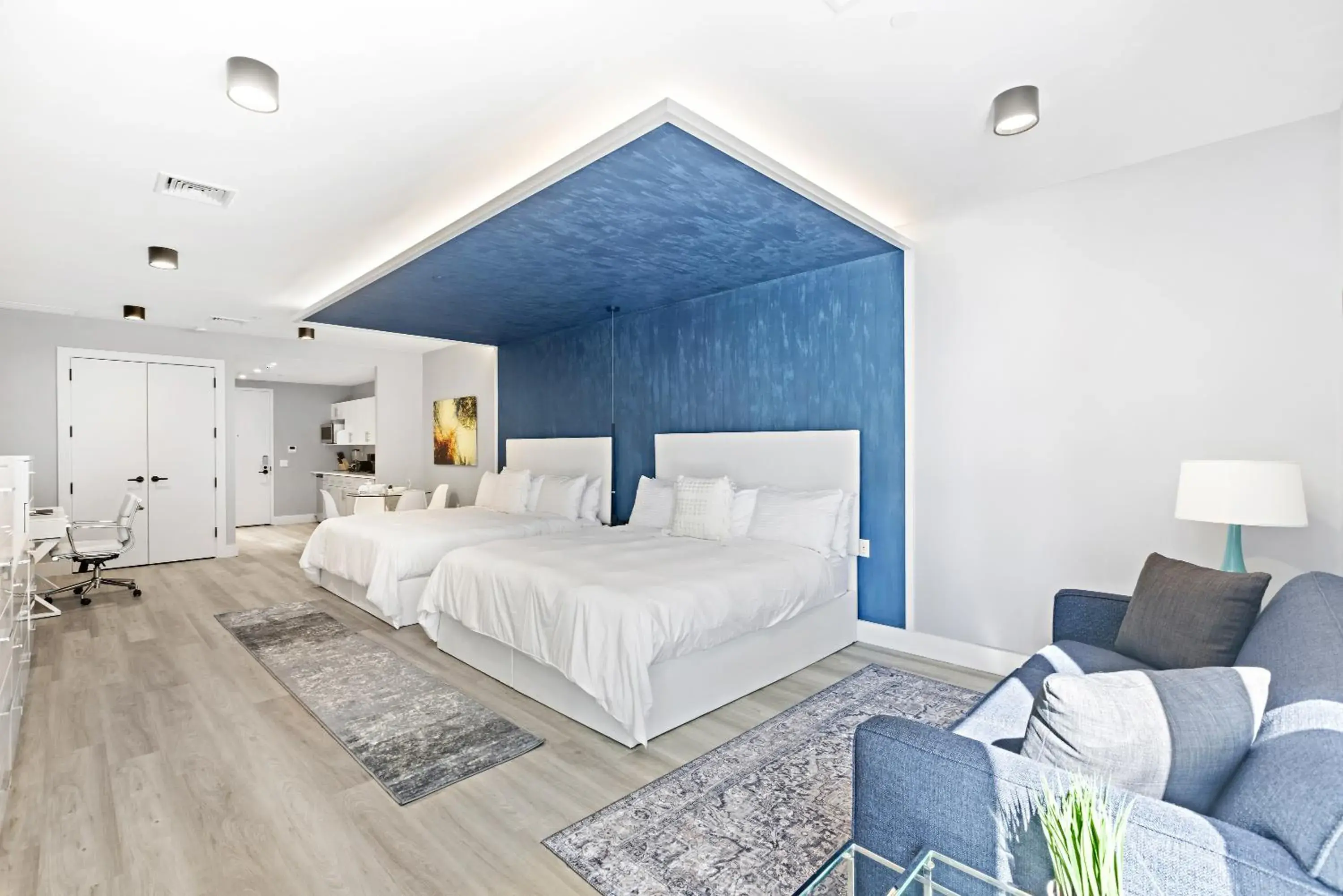 Bed in Global Luxury Suites at The Arches Bed in Global Luxury Suites at The Arches