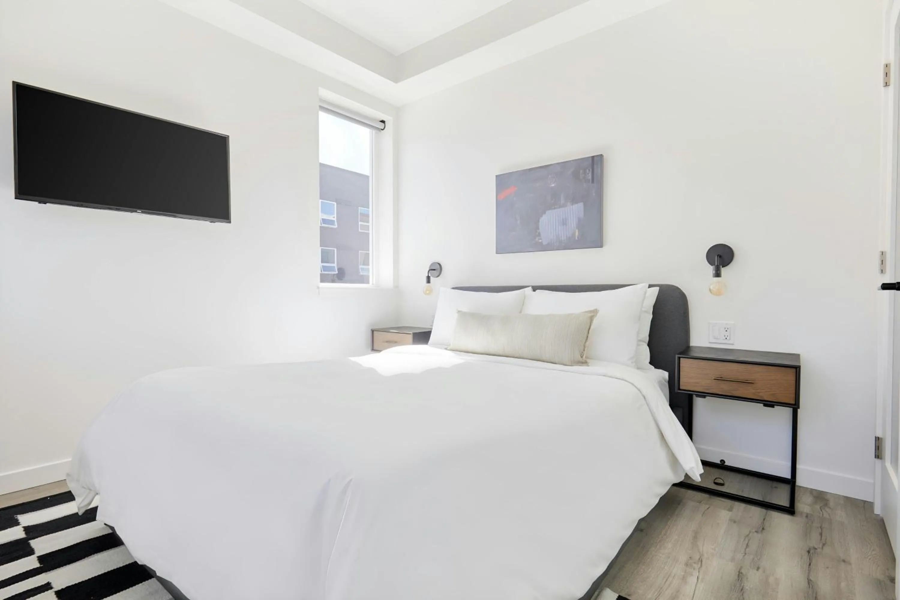 Bedroom, Bed in The Boylston Hotel Capitol Hill, Sonder by Marriott Bonvoy