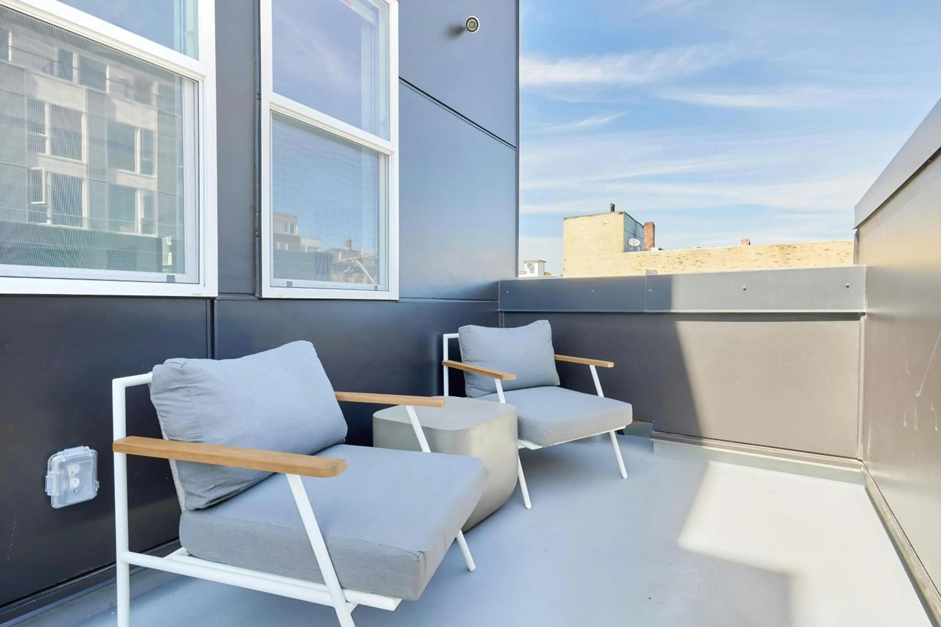 Photo of the whole room in The Boylston Hotel Capitol Hill, Sonder by Marriott Bonvoy