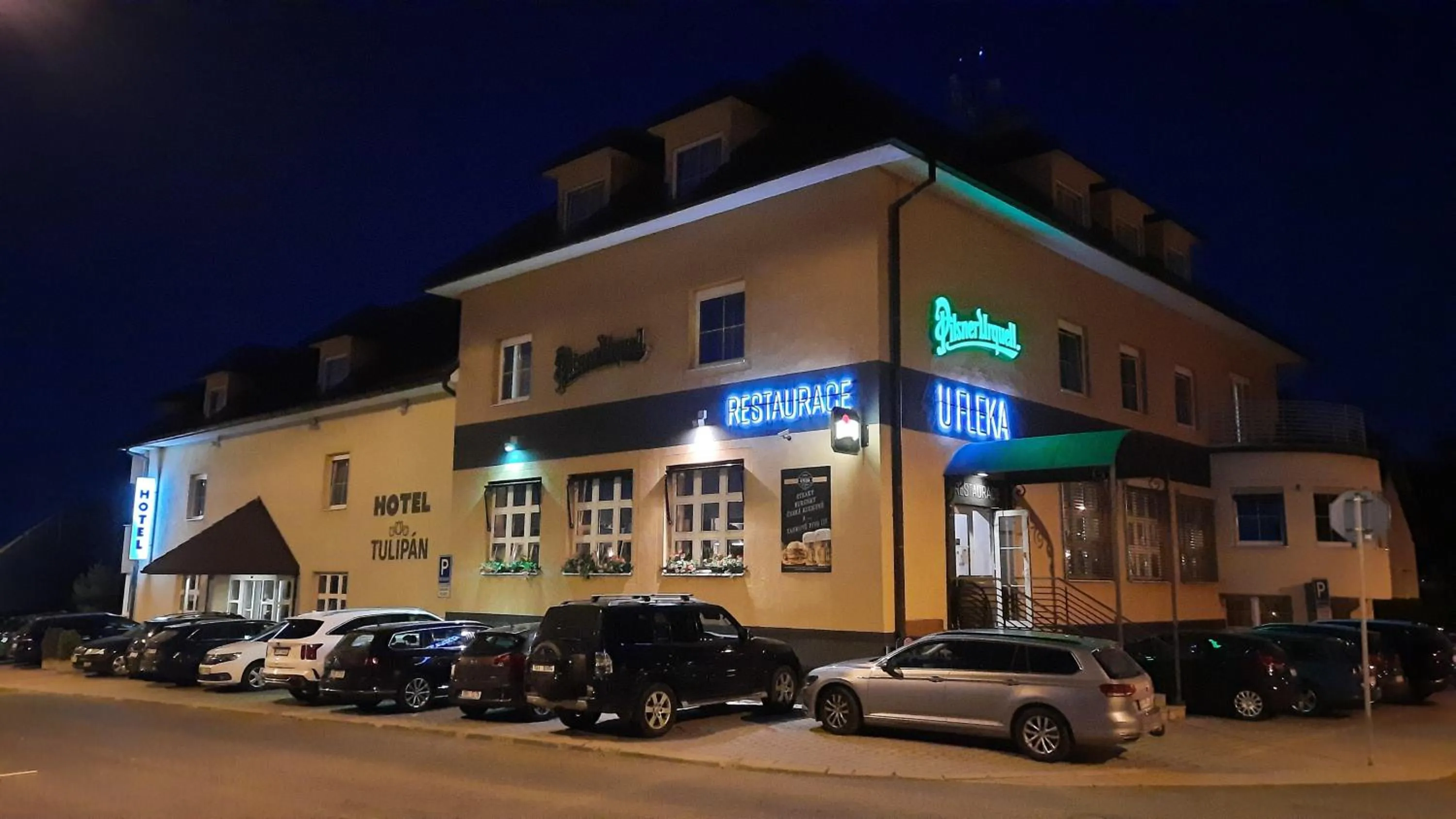 Property building in Hotel Tulipan Pruhonice