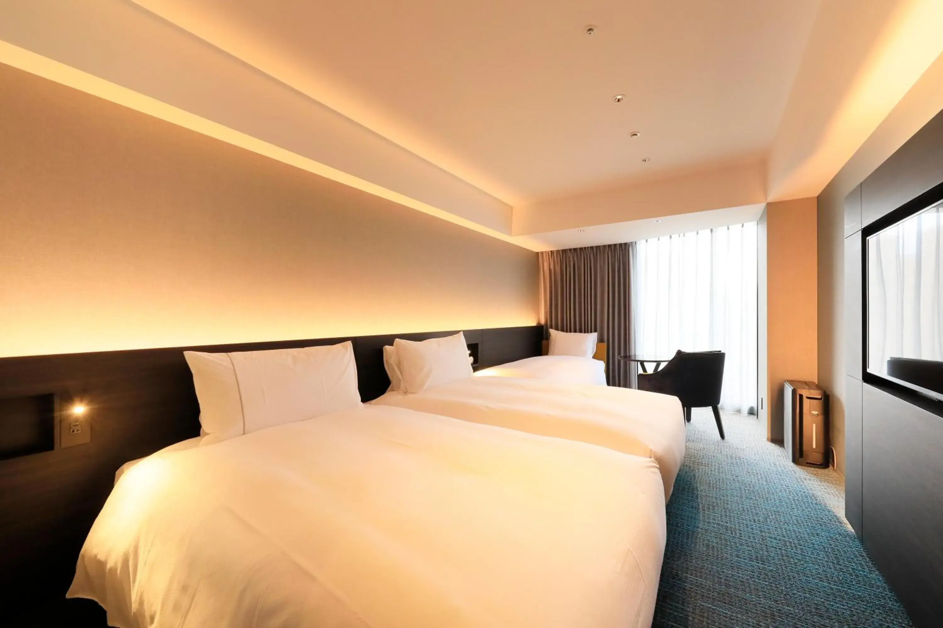 Moderate Twin Room with Sofa Bed - Non-Smoking ( 3 adult ) in Richmond Hotel Premier Kyoto Shijo Moderate Twin Room with Sofa Bed - Non-Smoking ( 3 adult ) in Richmond Hotel Premier Kyoto Shijo