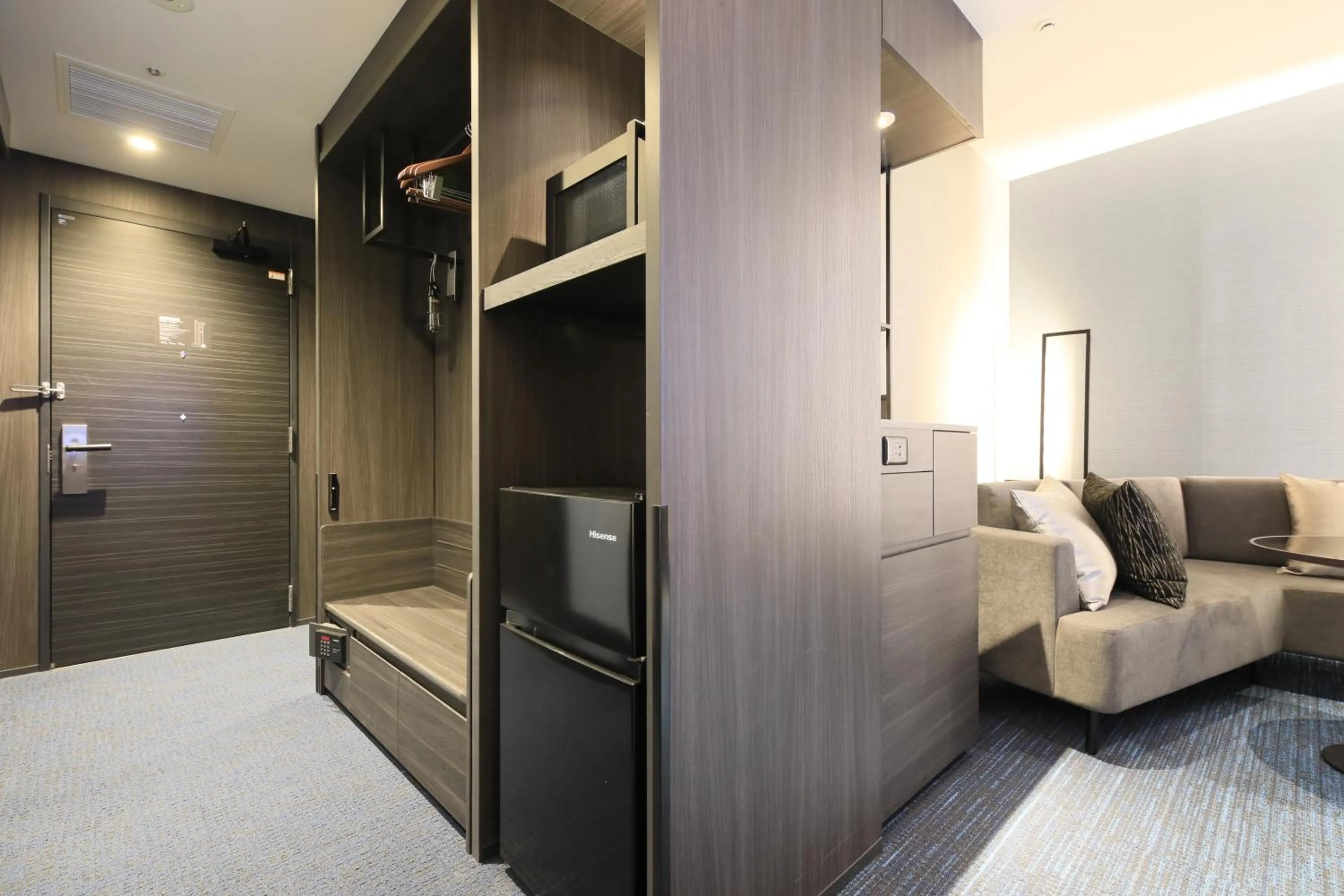 Living room, Bed in Richmond Hotel Premier Kyoto Shijo