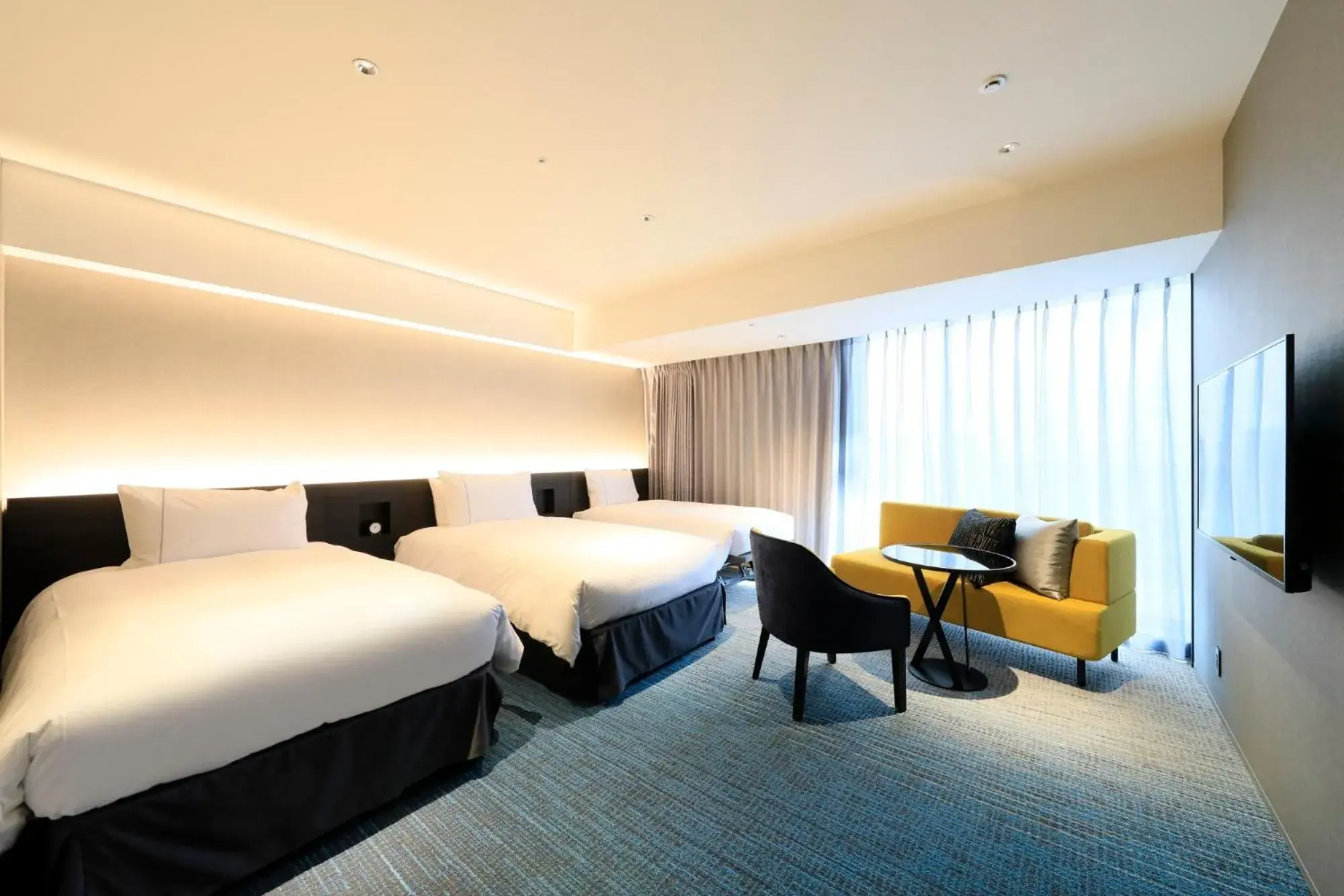 Comfort Twin Room with Extra Bed - Non-Smoking ( 3 adult ) in Richmond Hotel Premier Kyoto Shijo Comfort Twin Room with Extra Bed - Non-Smoking ( 3 adult ) in Richmond Hotel Premier Kyoto Shijo