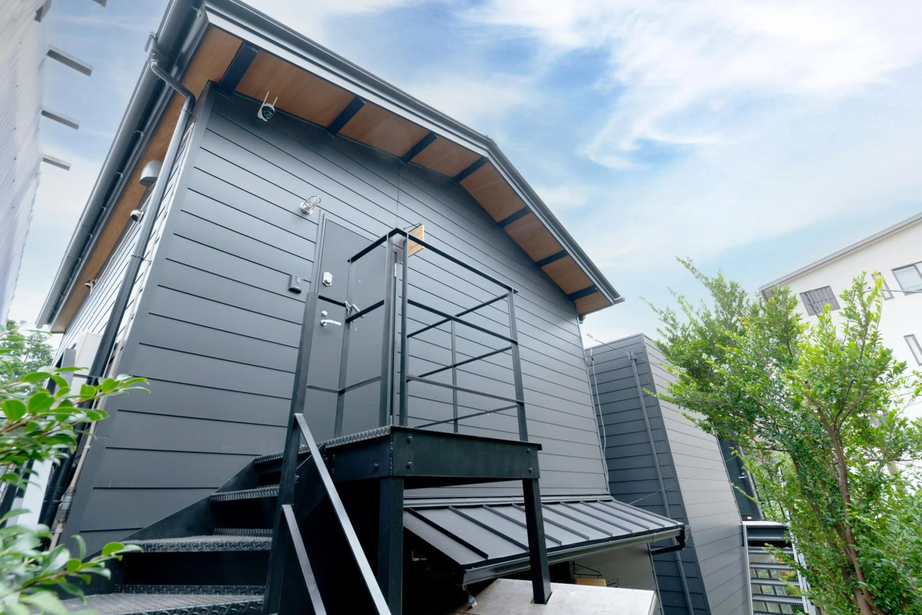 Facade/entrance in 強羅base A棟 - GORA Base A