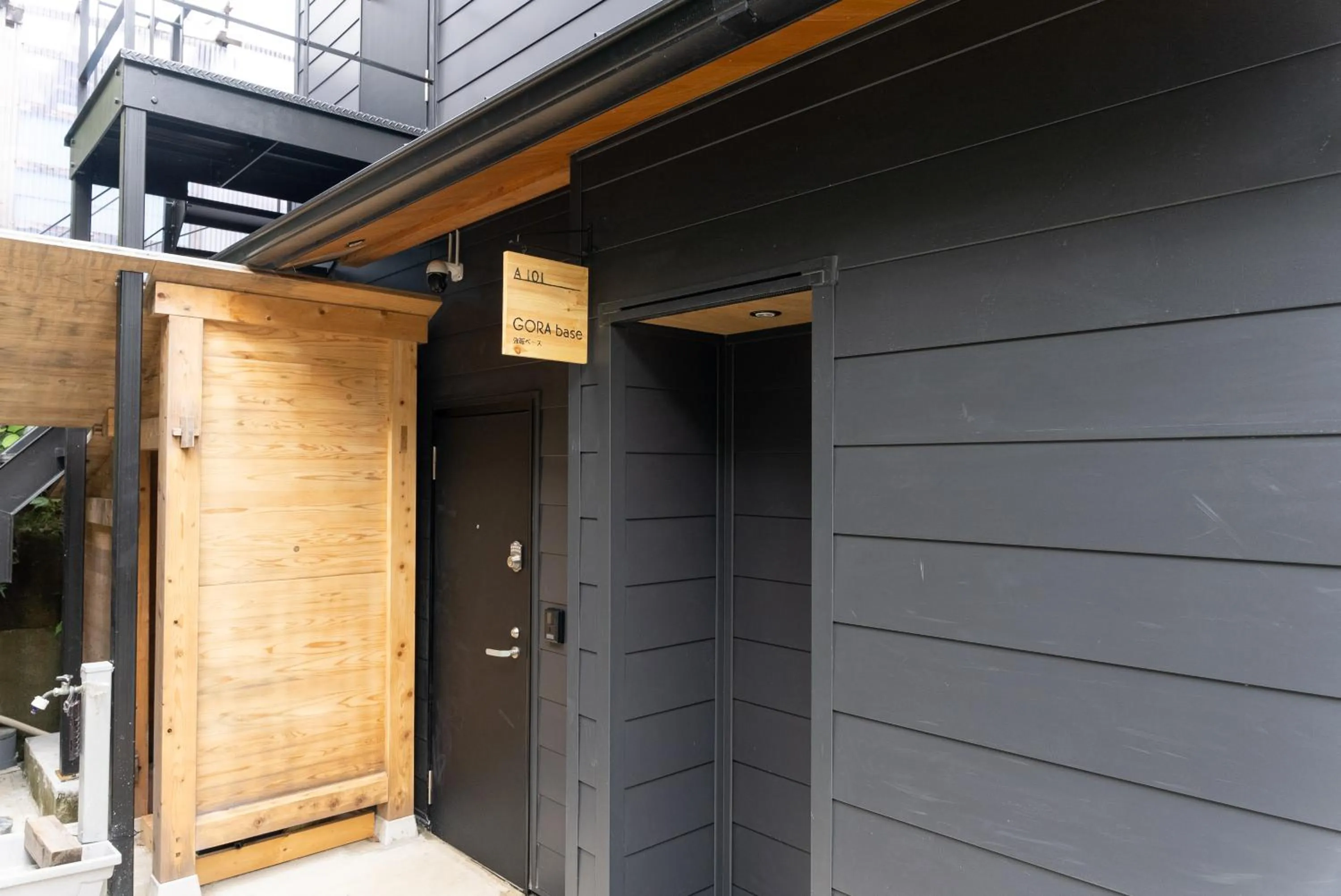 Property building in 強羅base A棟 - GORA Base A