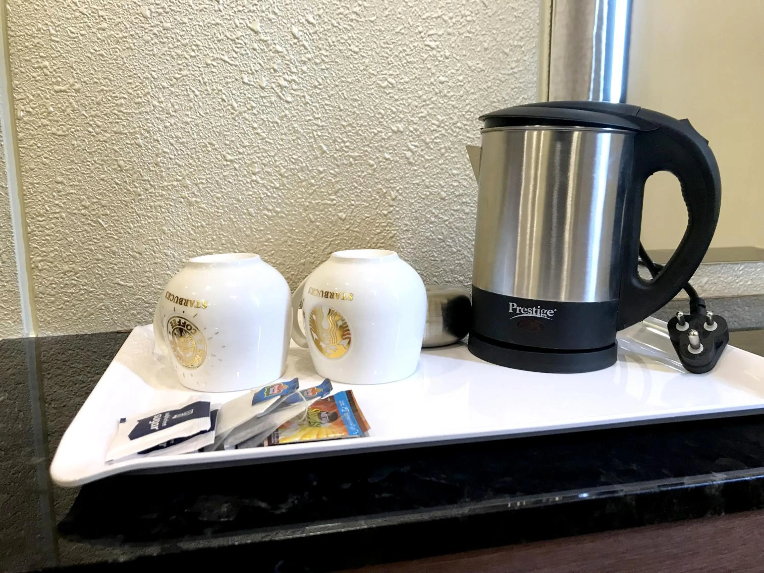 Coffee/tea facilities in Meenakshi Inn