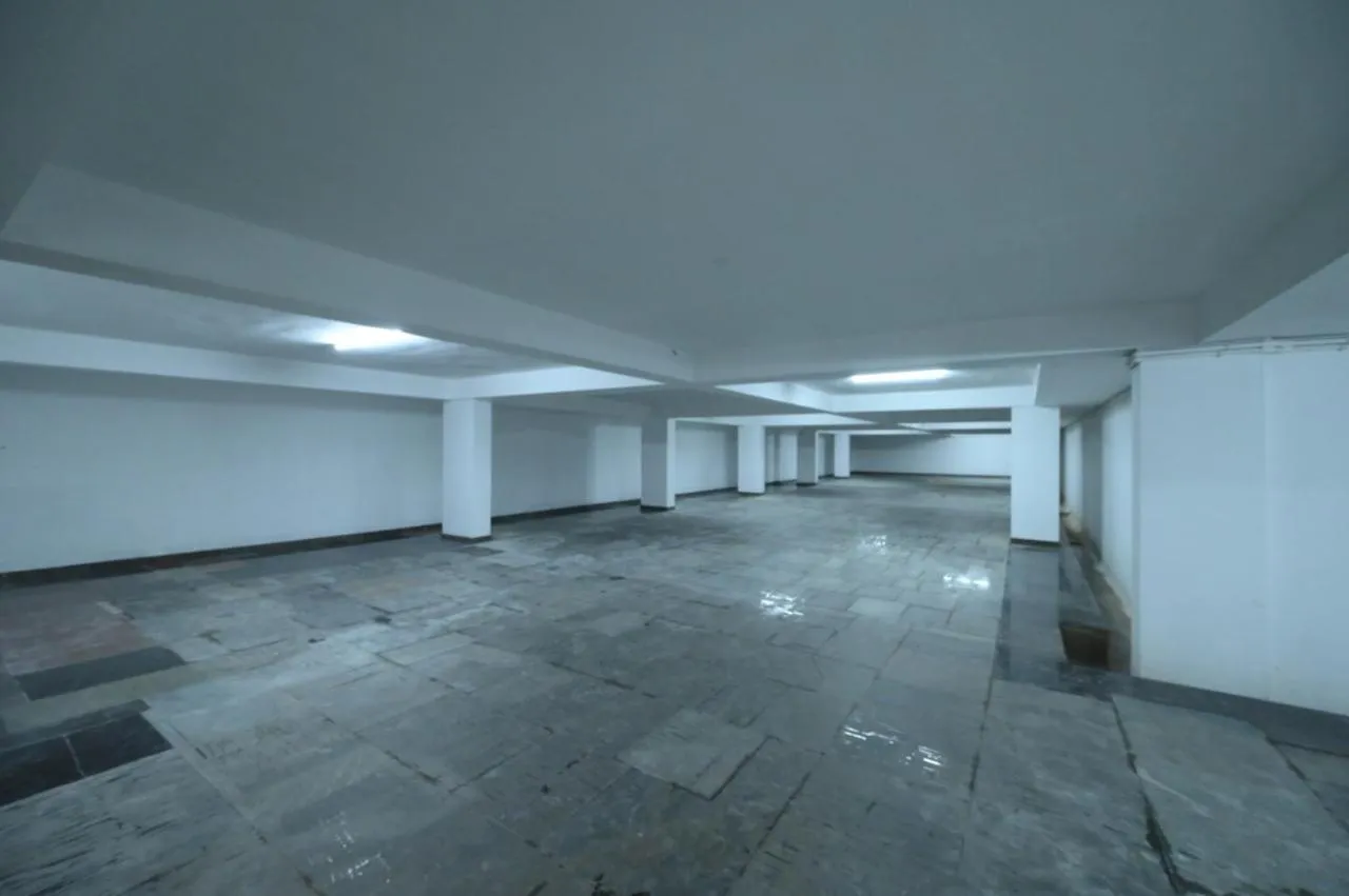 Parking in Meenakshi Inn