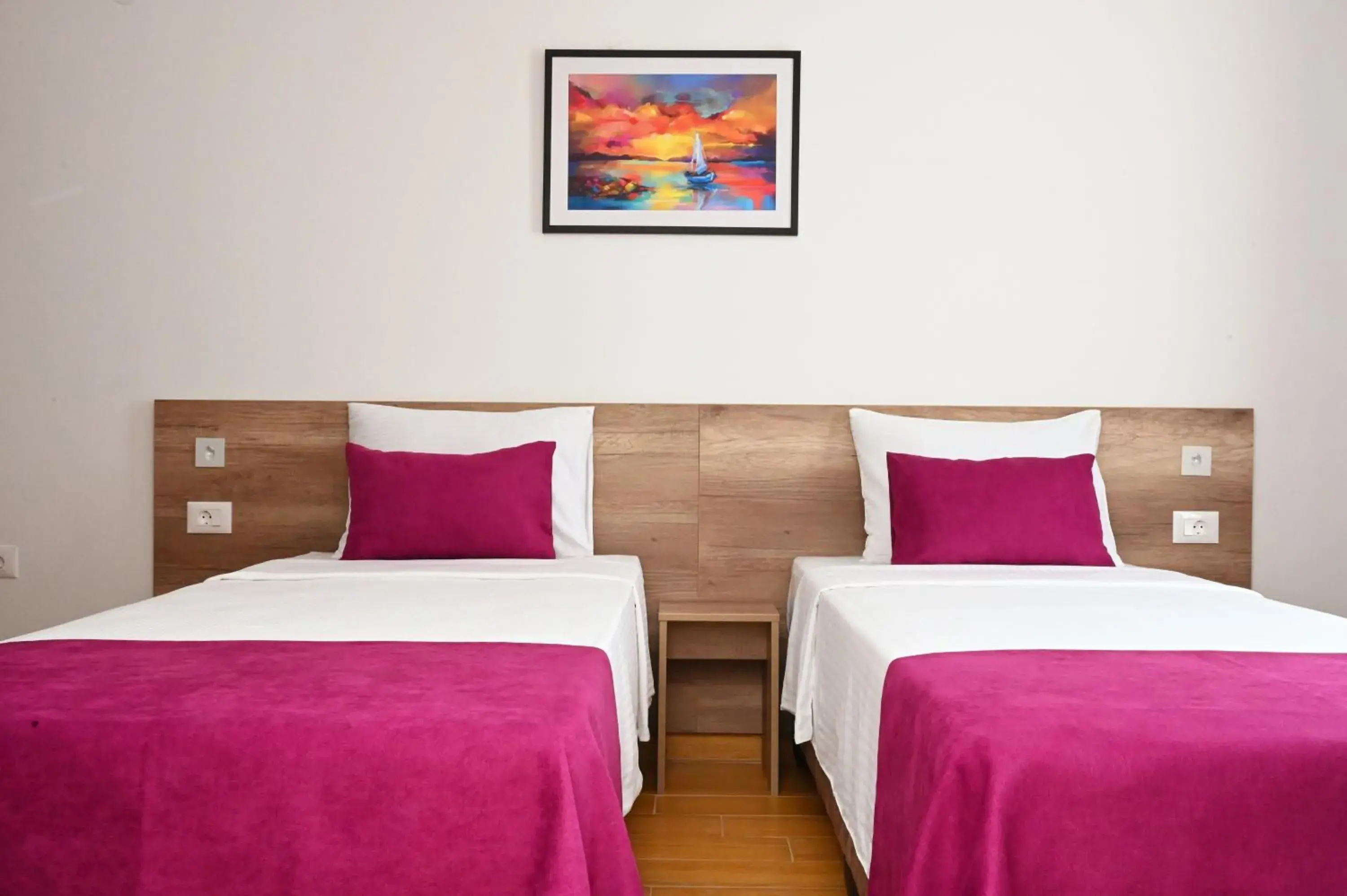 Twin Room in Dona, Altina Twin Room in Dona, Altina