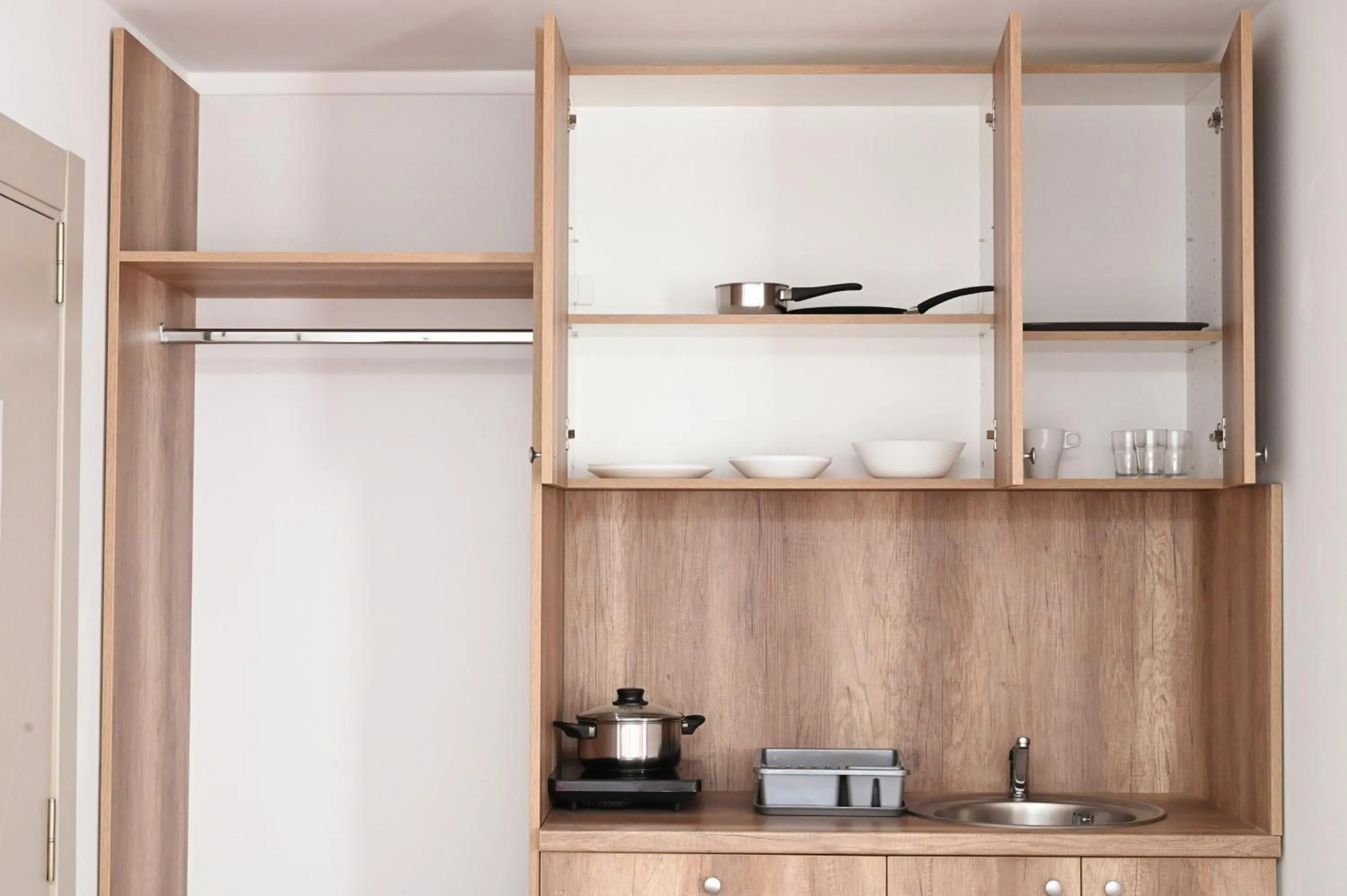 Coffee/tea facilities in Dona, Altina