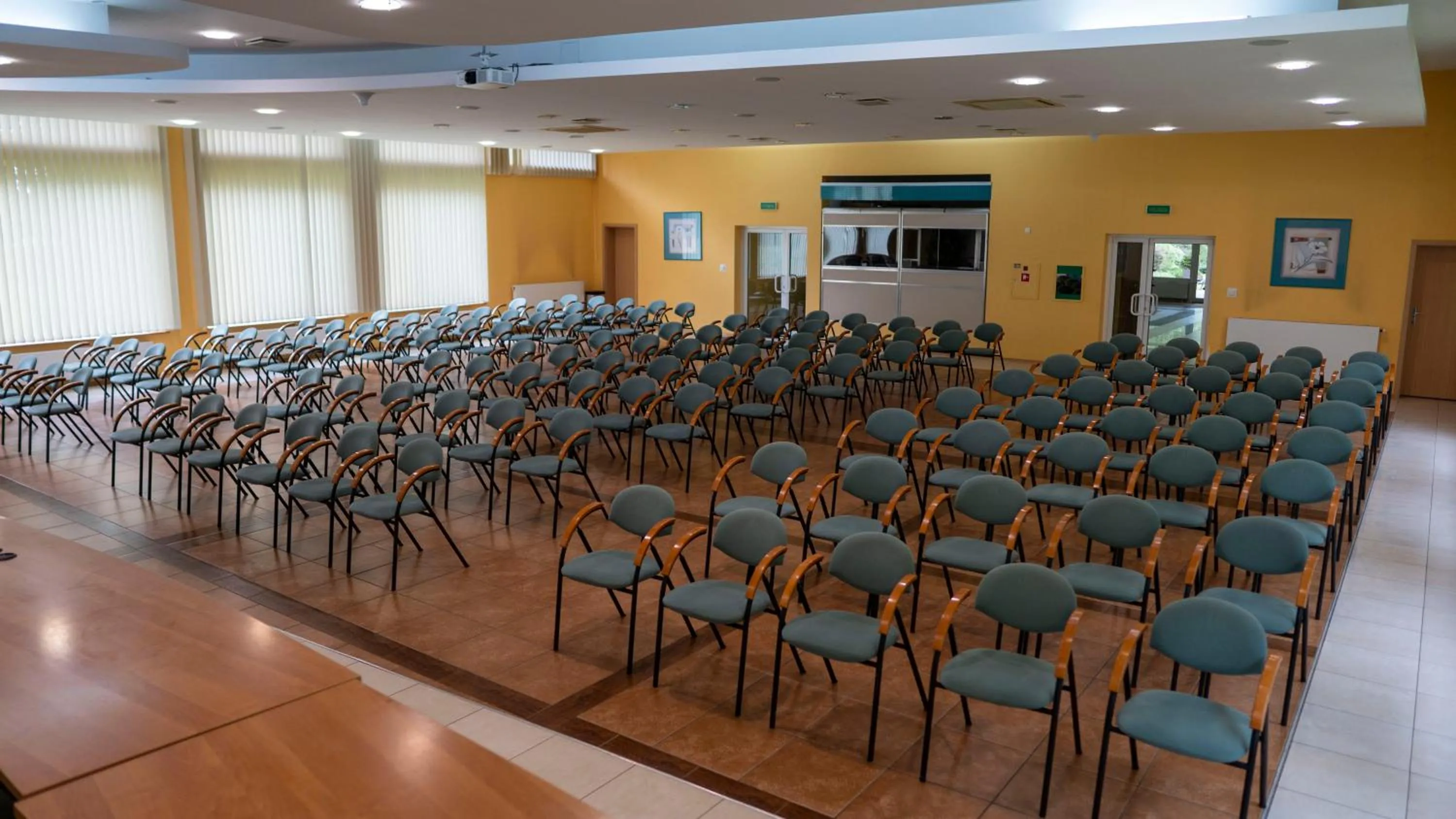 Hotel w Dobieszkowie