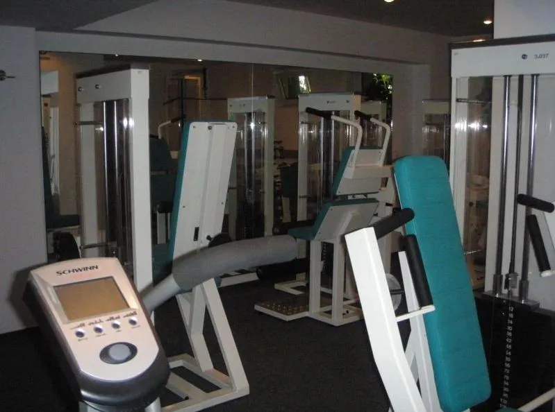 Fitness centre/facilities in Hotel w Dobieszkowie