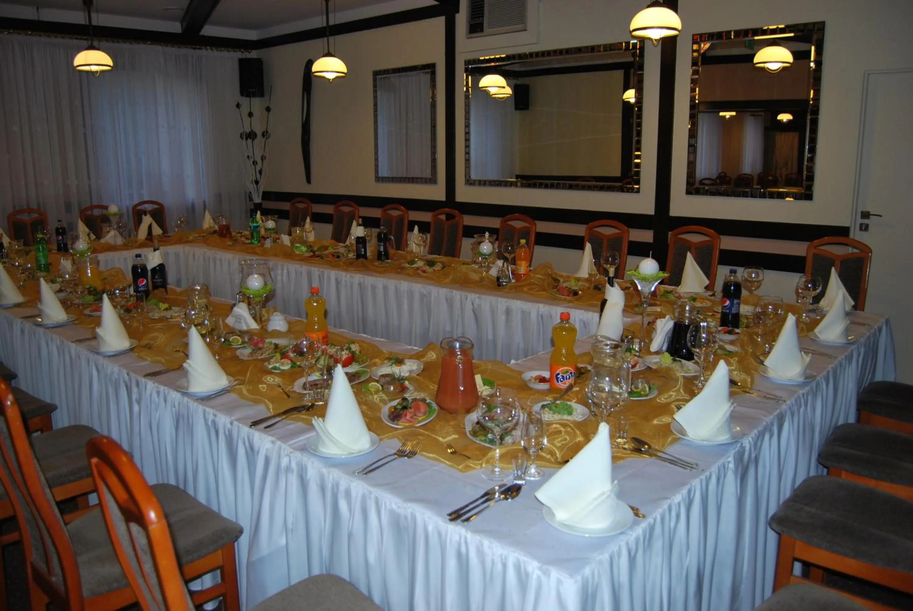 Hotel w Dobieszkowie