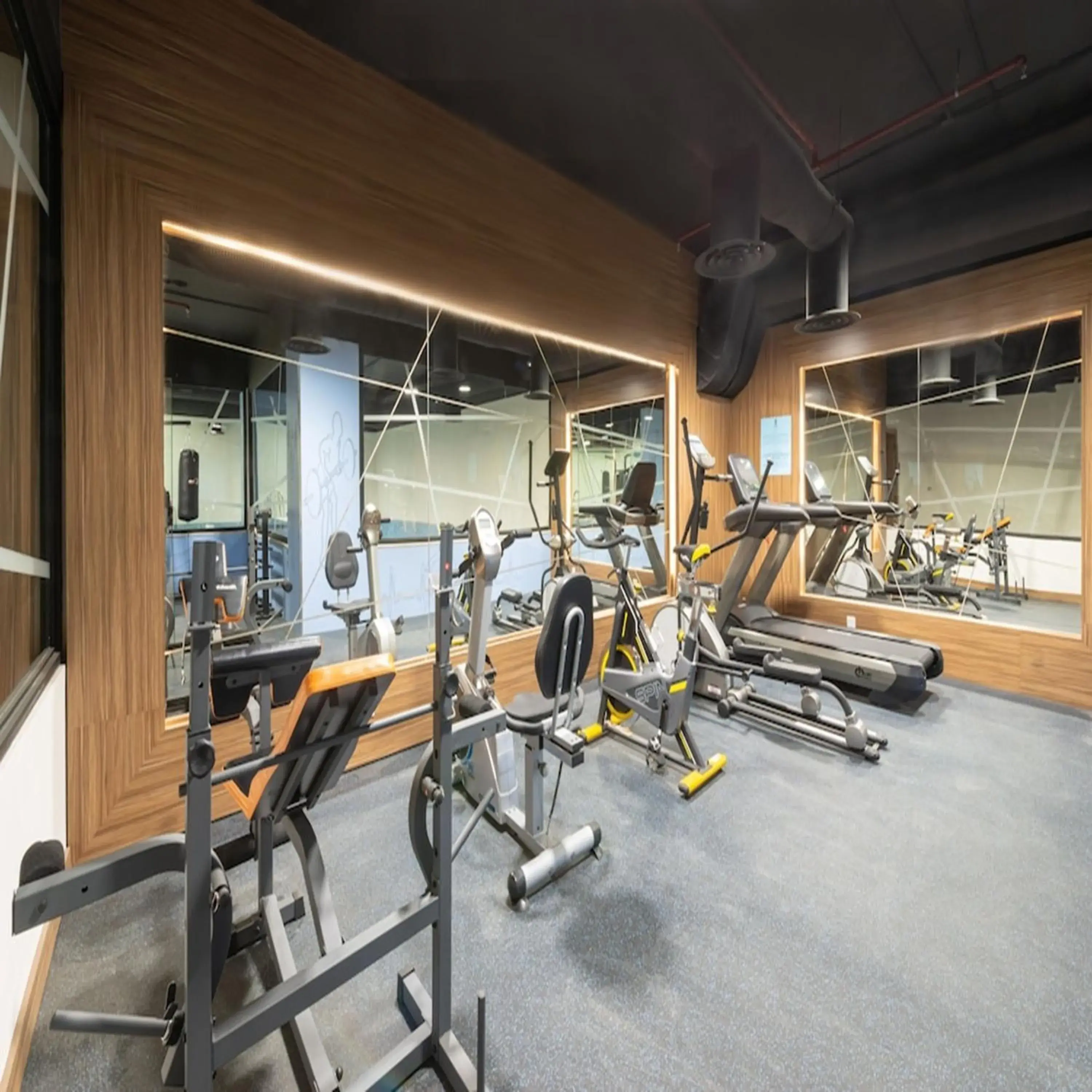 Fitness centre/facilities in Sunday Luxury Central formerly Anan hotel Fitness centre/facilities in Sunday Luxury Central formerly Anan hotel
