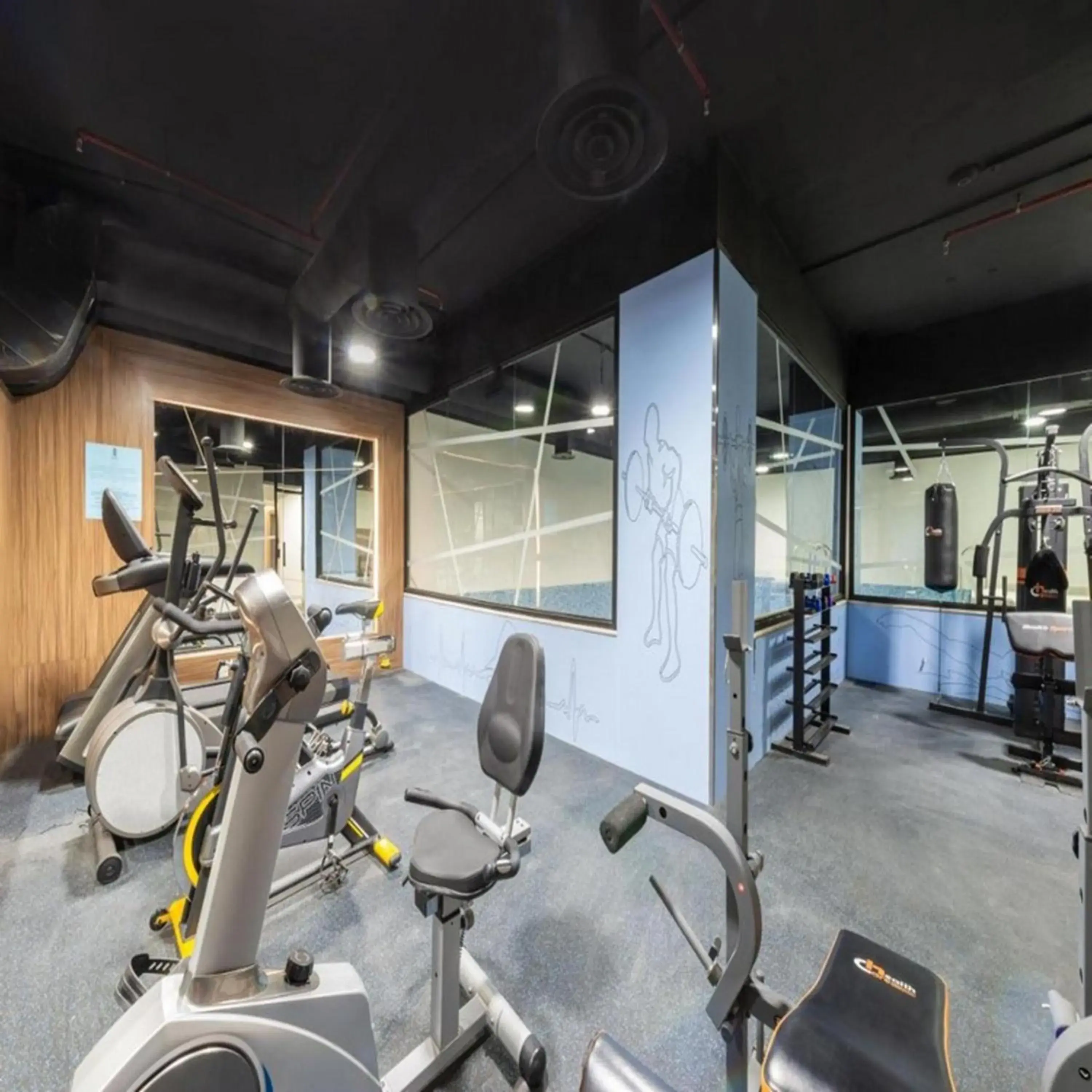 Fitness centre/facilities in Sunday Luxury Central formerly Anan hotel Fitness centre/facilities in Sunday Luxury Central formerly Anan hotel
