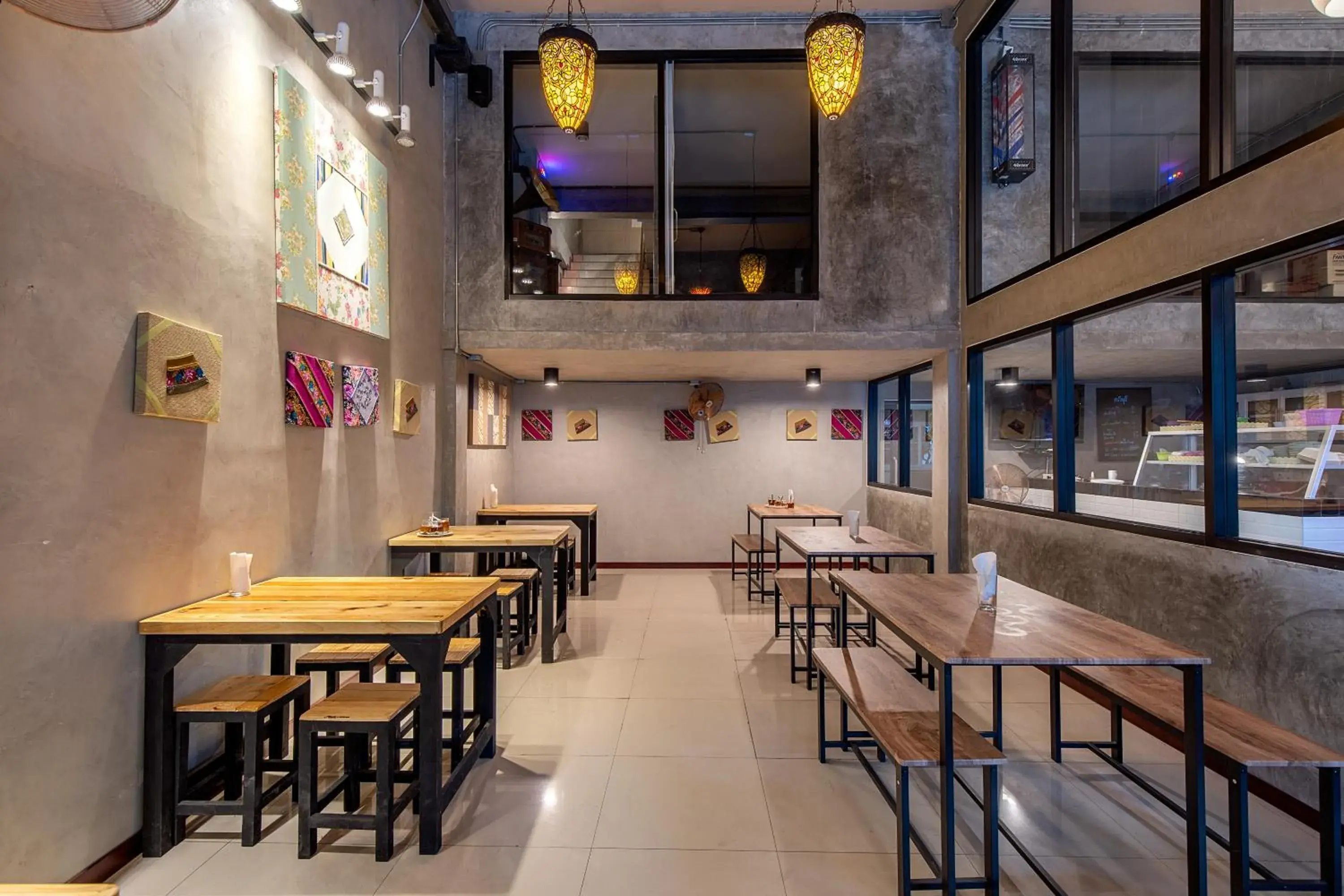 Restaurant/places to eat in Buri Hostel Bangkok Restaurant/places to eat in Buri Hostel Bangkok