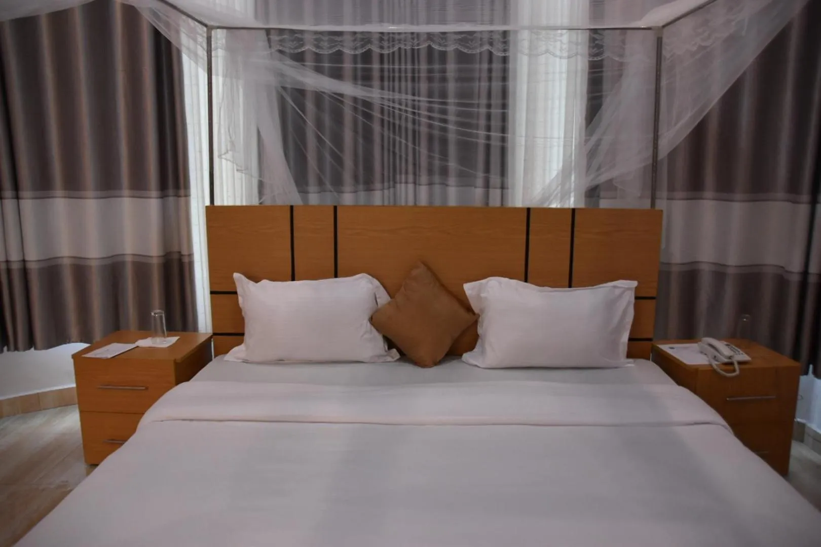 Bed in Chimpanzee Lodge