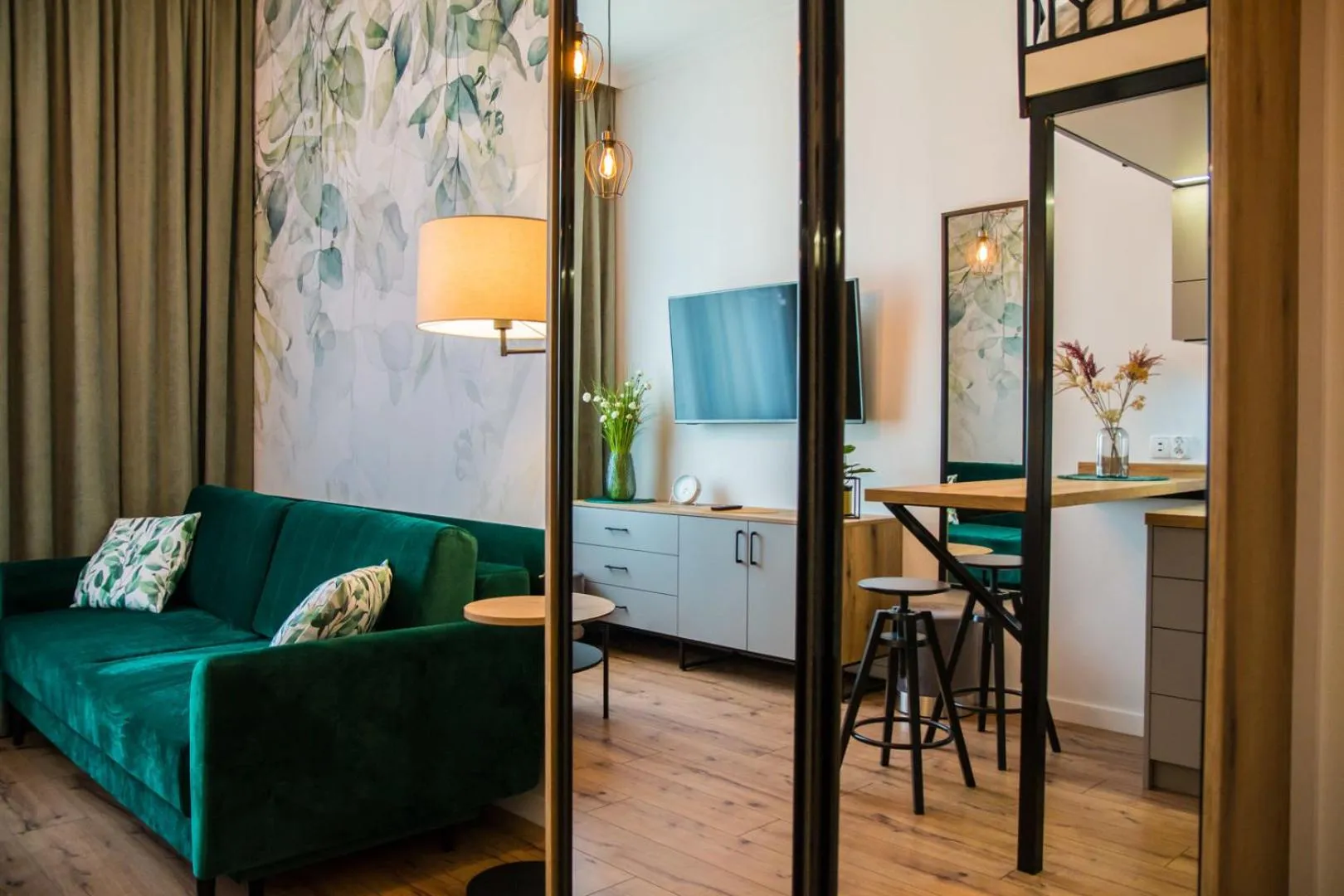 TV and multimedia in Piernikowe by Rentoom