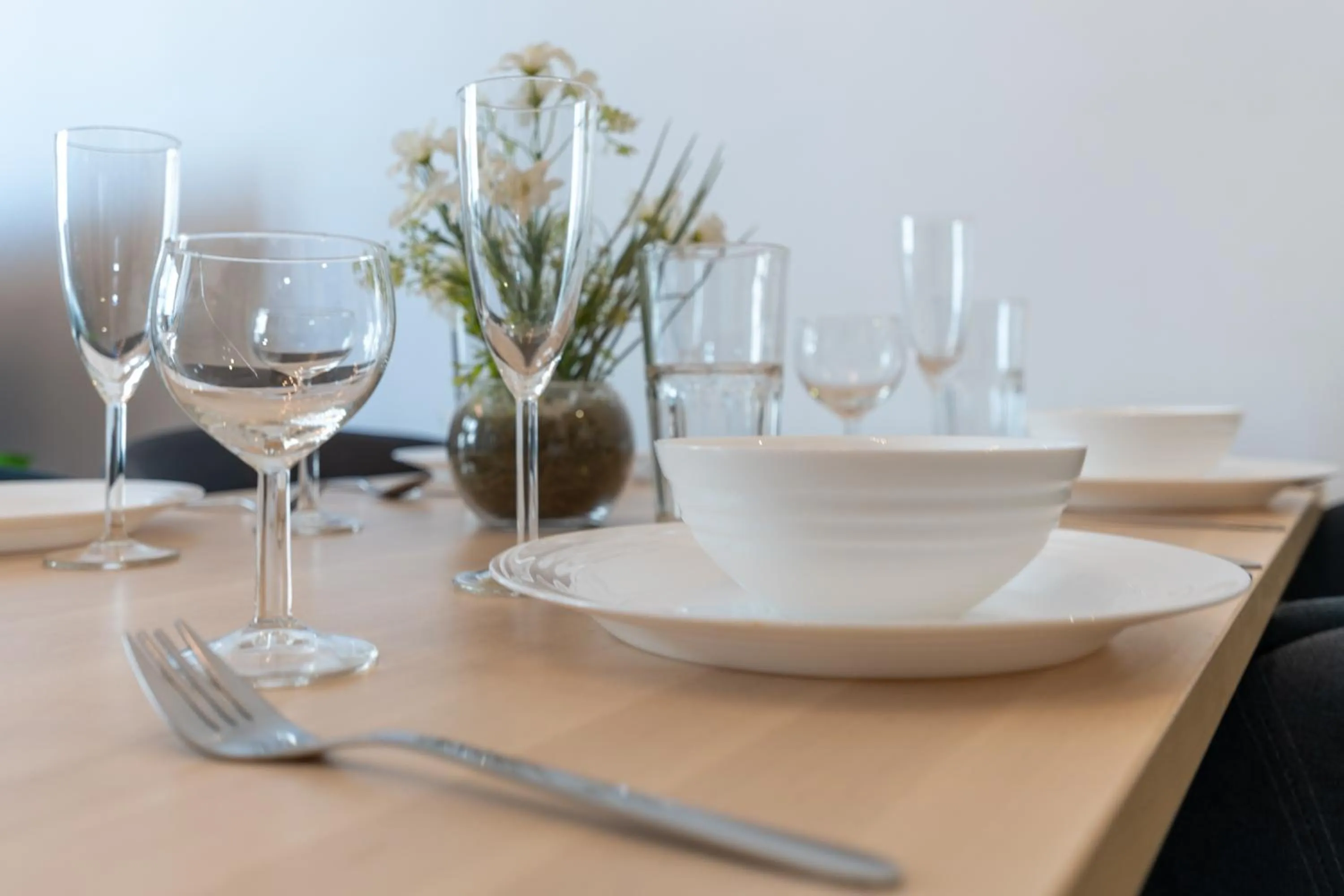 White Sage - Fountain View Stylish Apt With Spacious Terrace