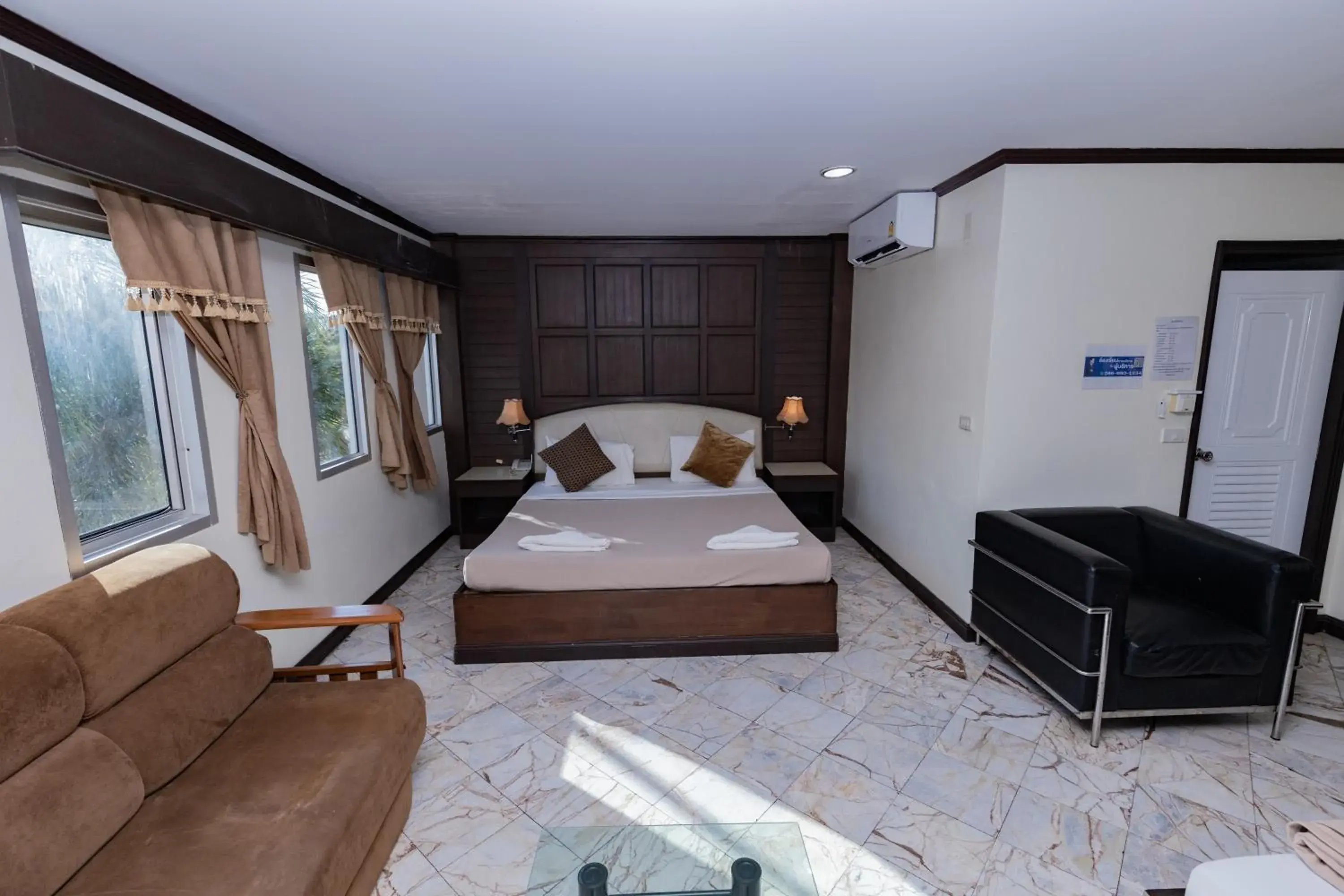 Photo of the whole room in Mix Hotel Photo of the whole room in Mix Hotel