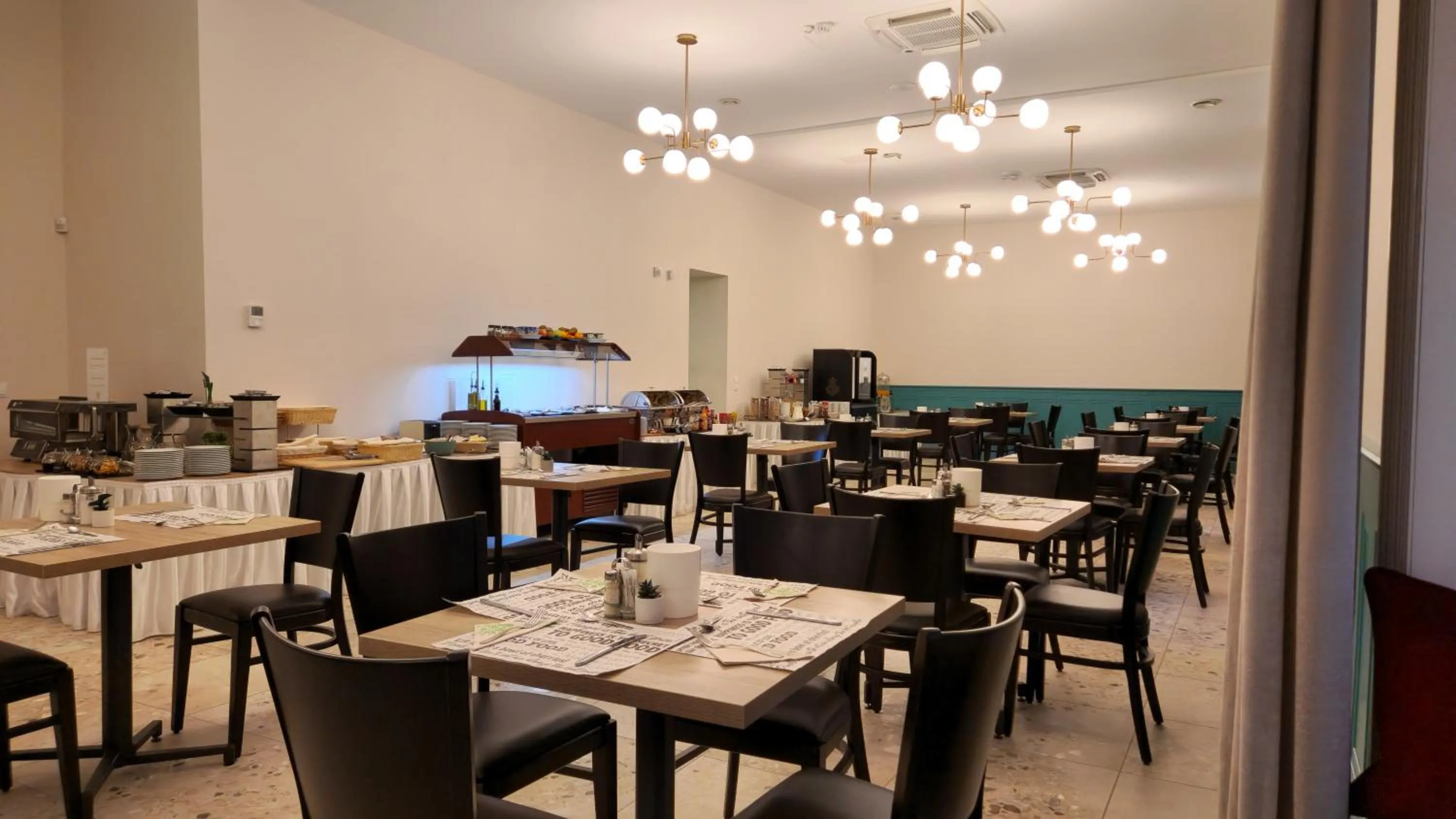 Breakfast in D50 Hotel