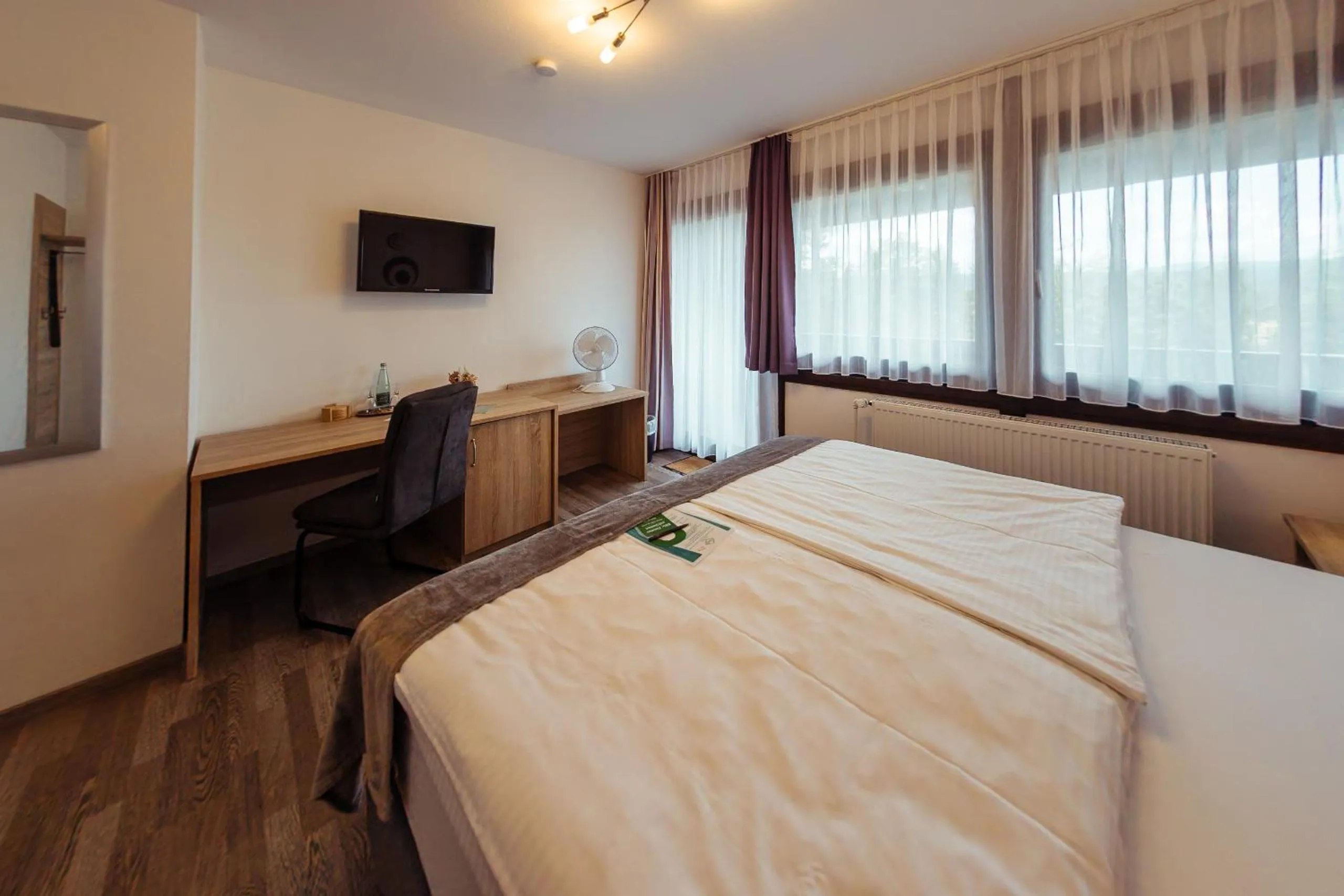 Photo of the whole room, Bed in Das Arni´s