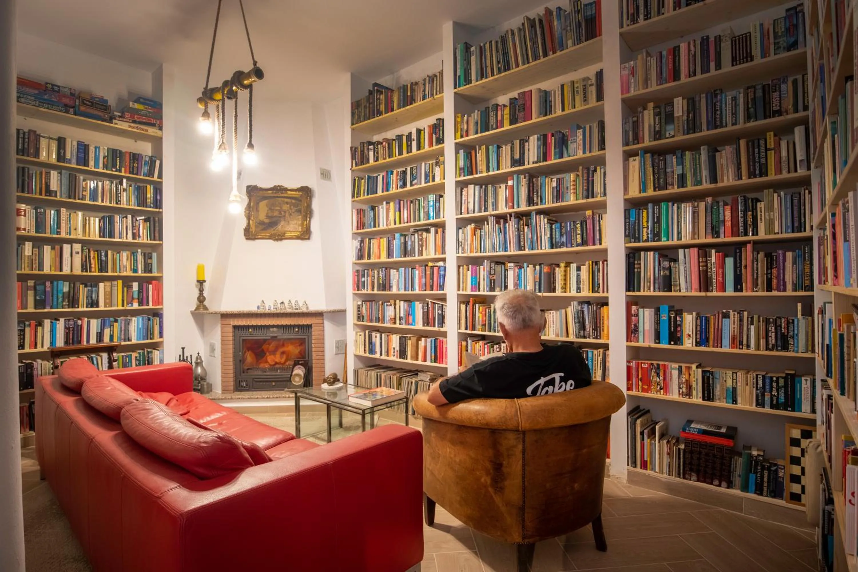 Library in Malaga Hills Double Comfort Boutique & Wellness Eco-Hotel -Adults Only-