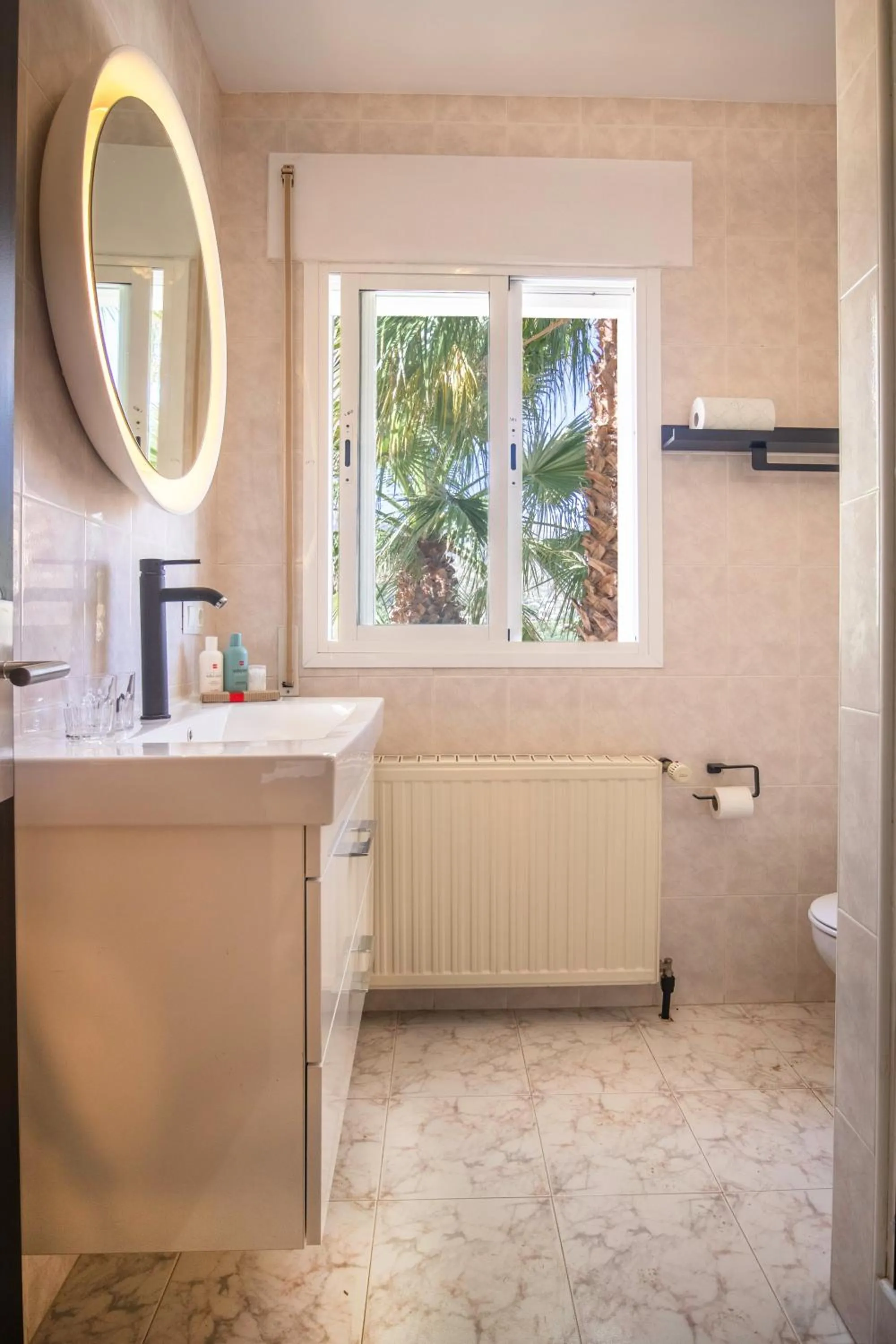 Toilet in Malaga Hills Double Comfort Boutique & Wellness Eco-Hotel -Adults Only-