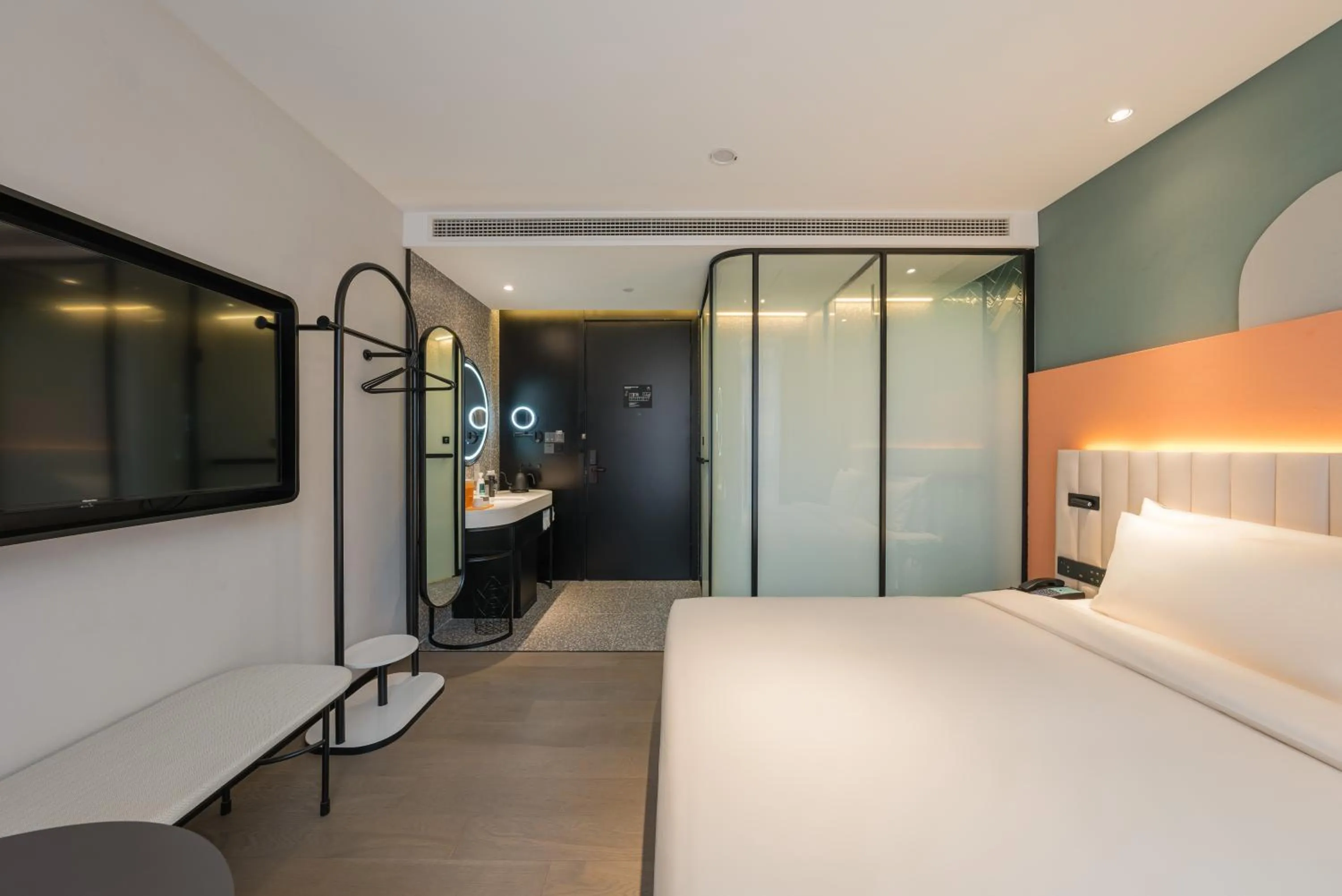 Bedroom, Bed in Atour X Shanghai Jing'an huashanlu Temple