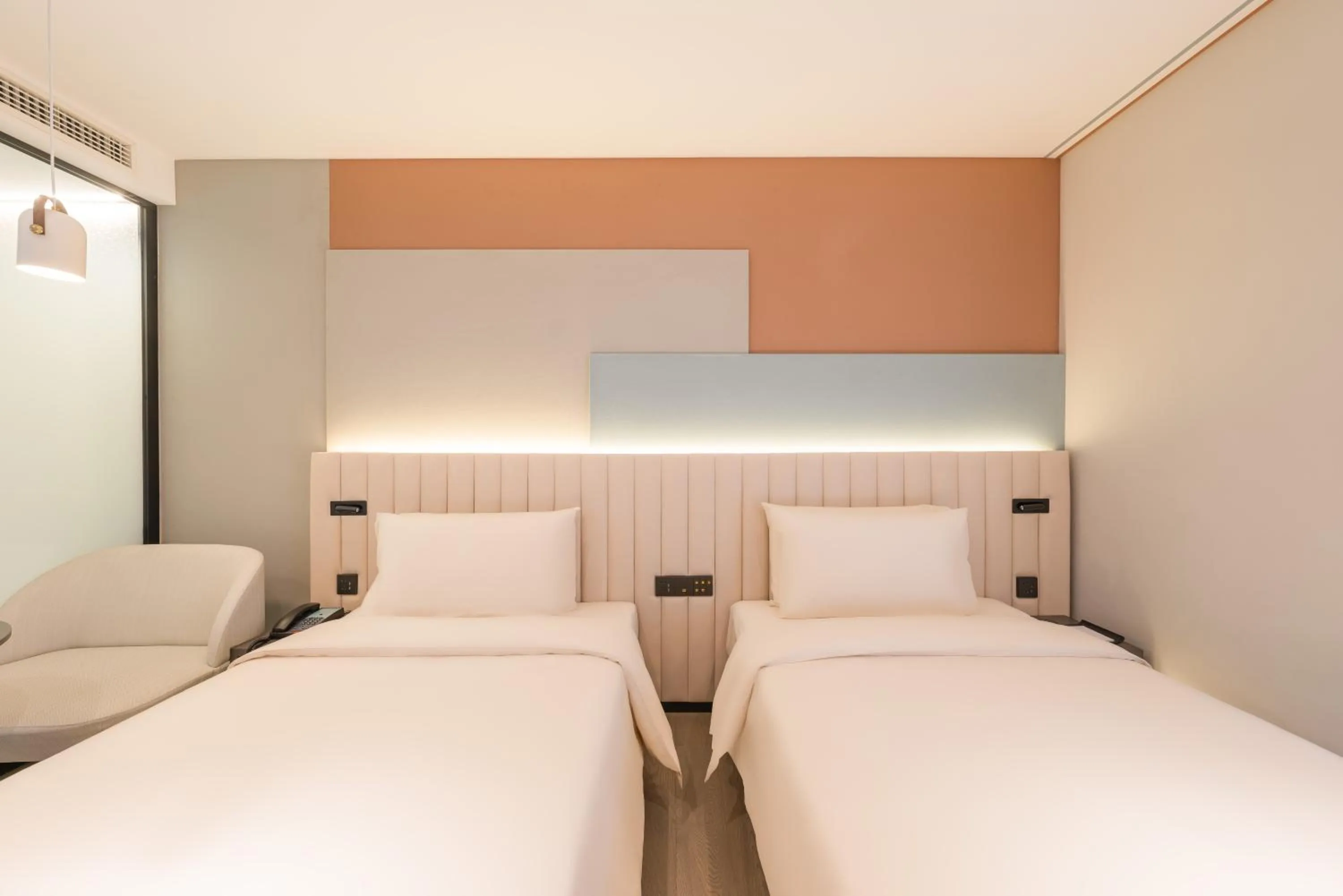 Bedroom, Bed in Atour X Shanghai Jing'an huashanlu Temple