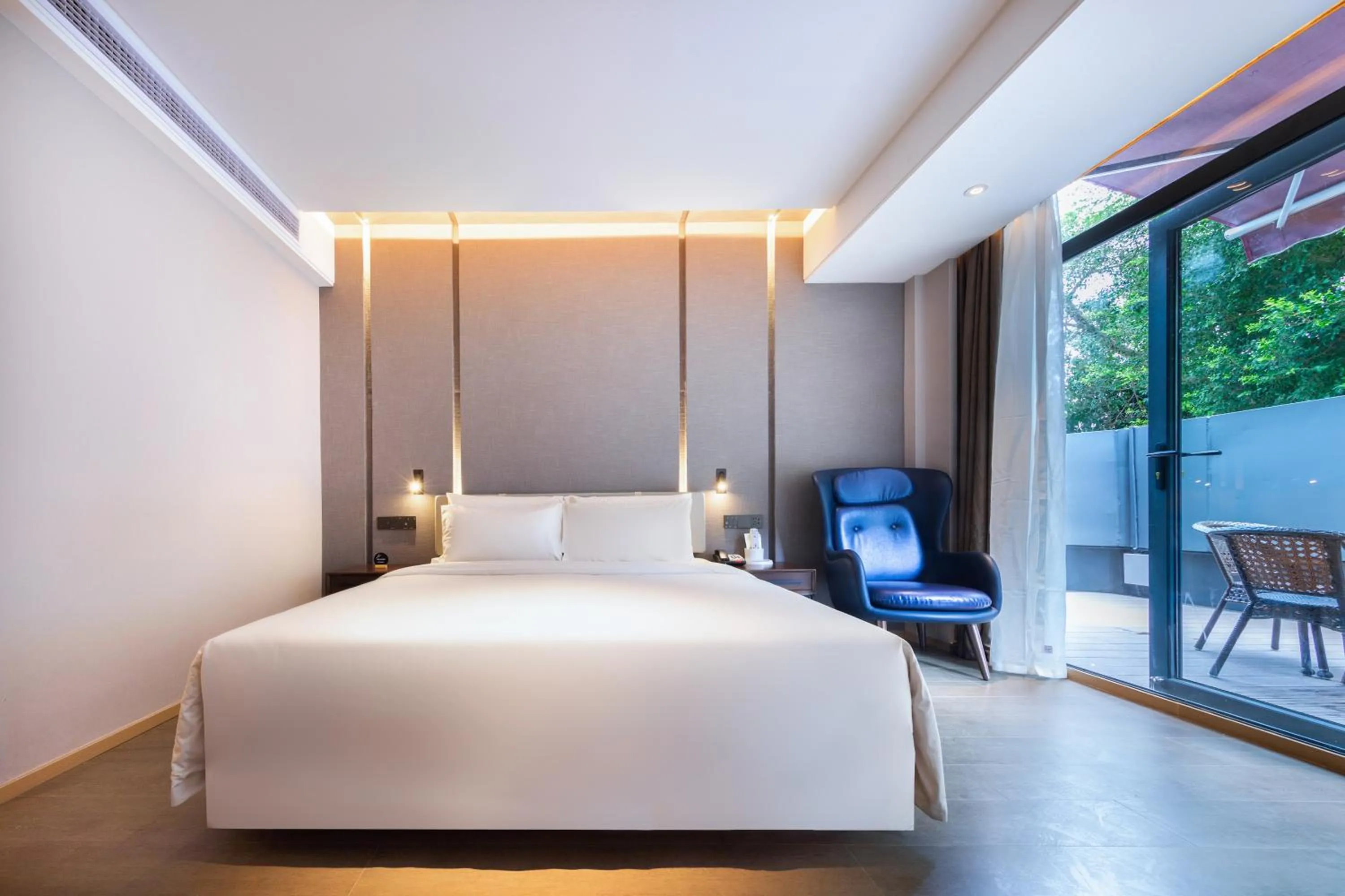 Bed in Atour Hotel Shenzhen Huaqiang North