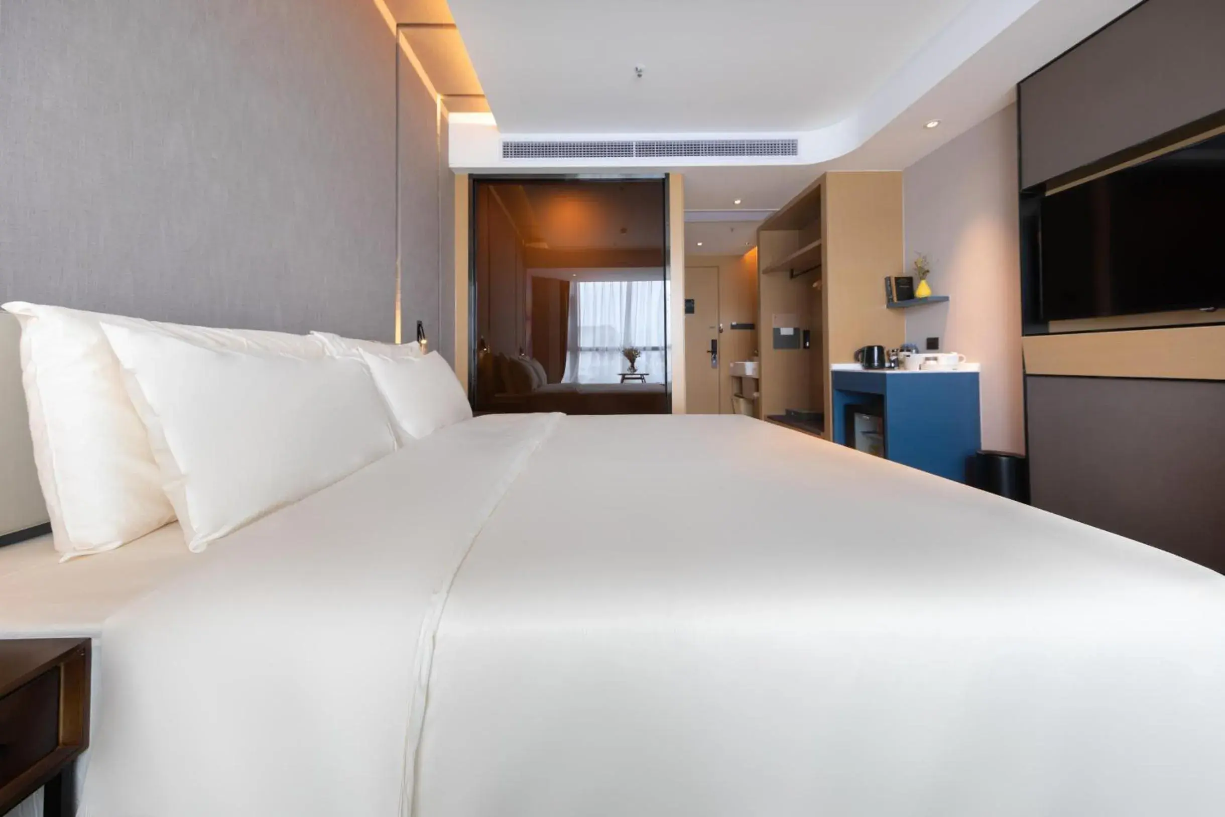 Bed in Atour Hotel Shenzhen Huaqiang North Bed in Atour Hotel Shenzhen Huaqiang North