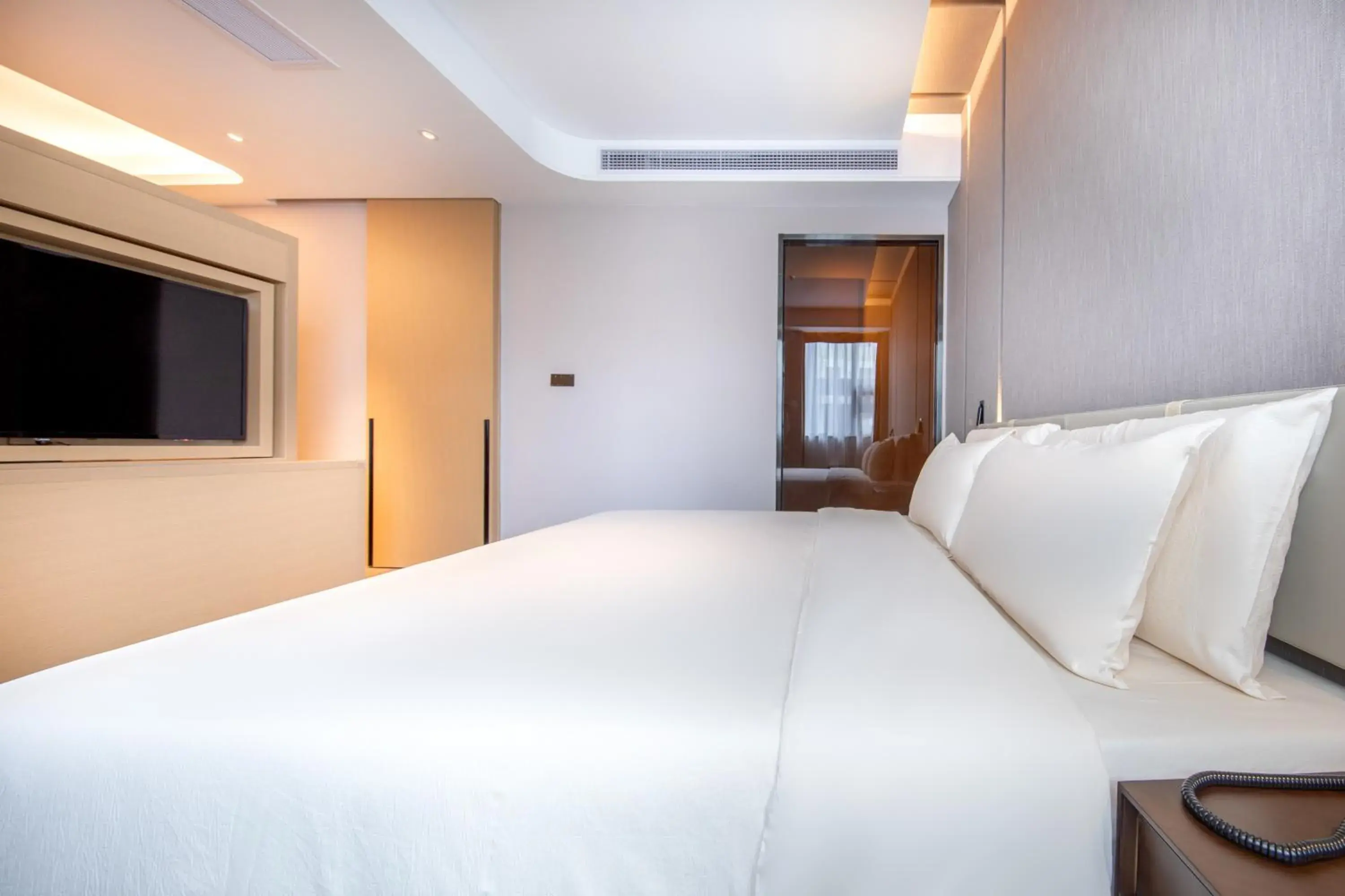 Bed in Atour Hotel Shenzhen Huaqiang North Bed in Atour Hotel Shenzhen Huaqiang North