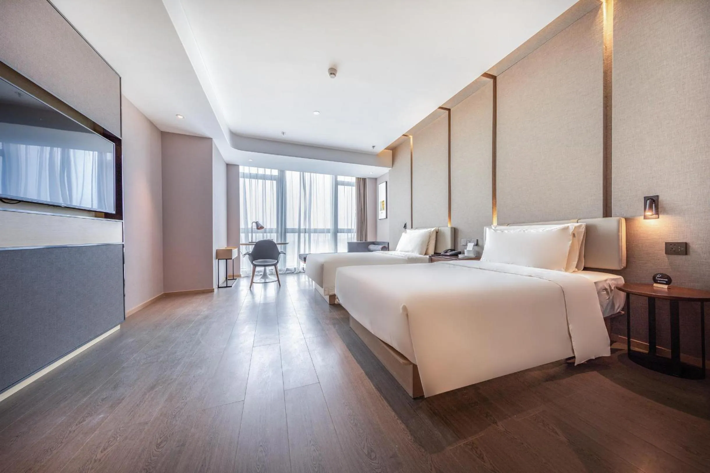 Bed in Atour S Shenzhen Nanshan