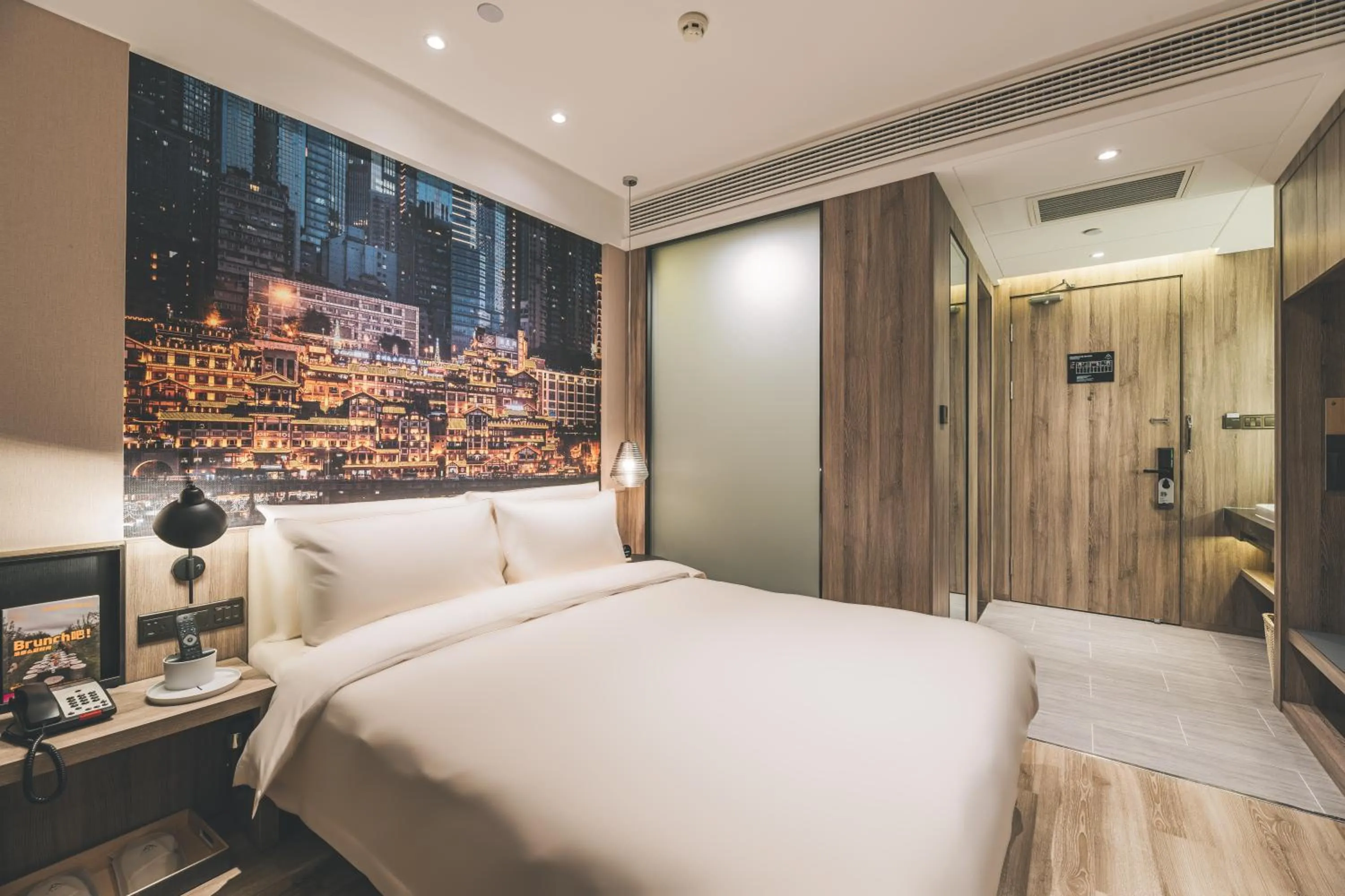 Bed in Atour Hotel Chongqiang Jiangbei Airport