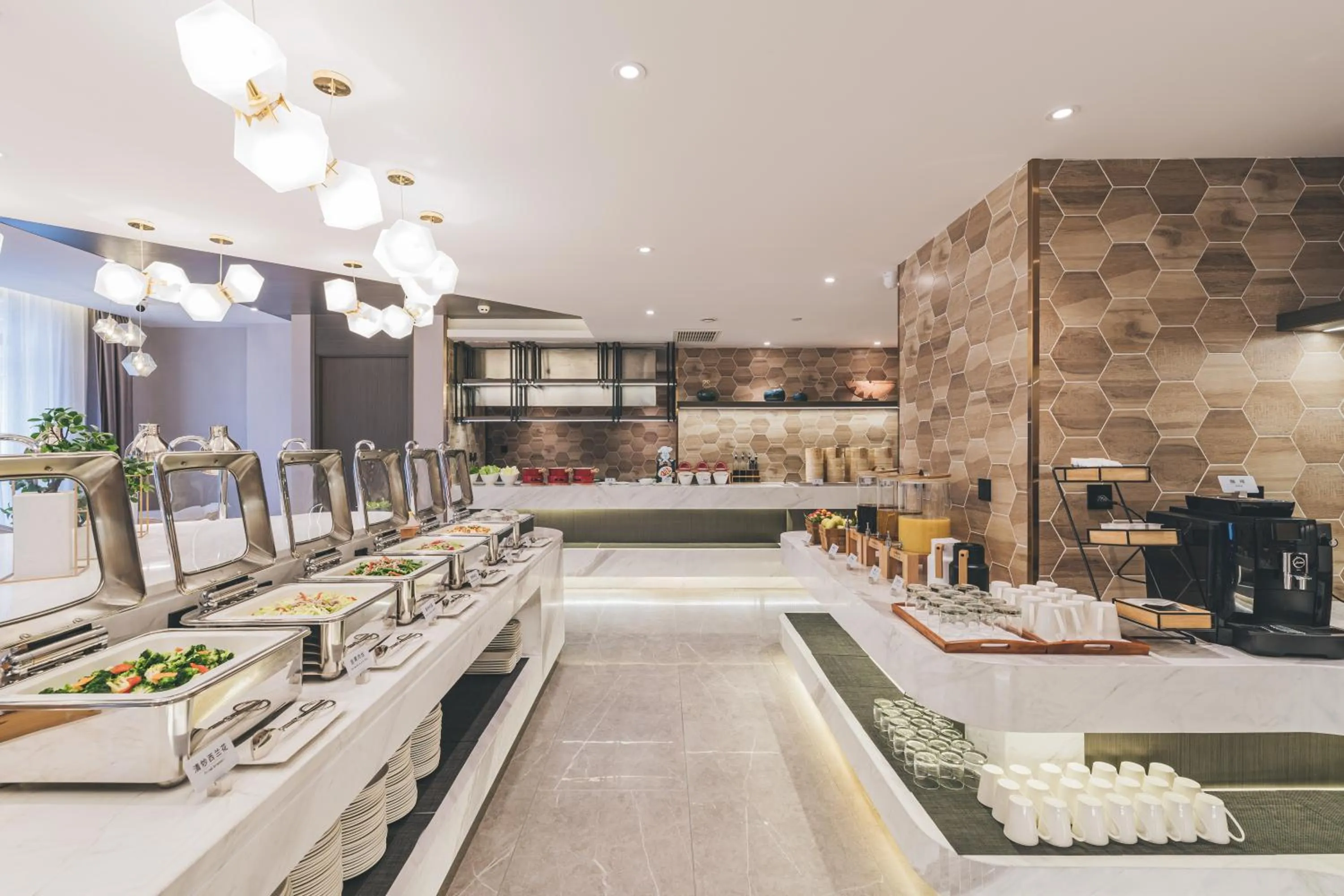 Restaurant/places to eat in Atour Hotel Chongqiang Jiangbei Airport