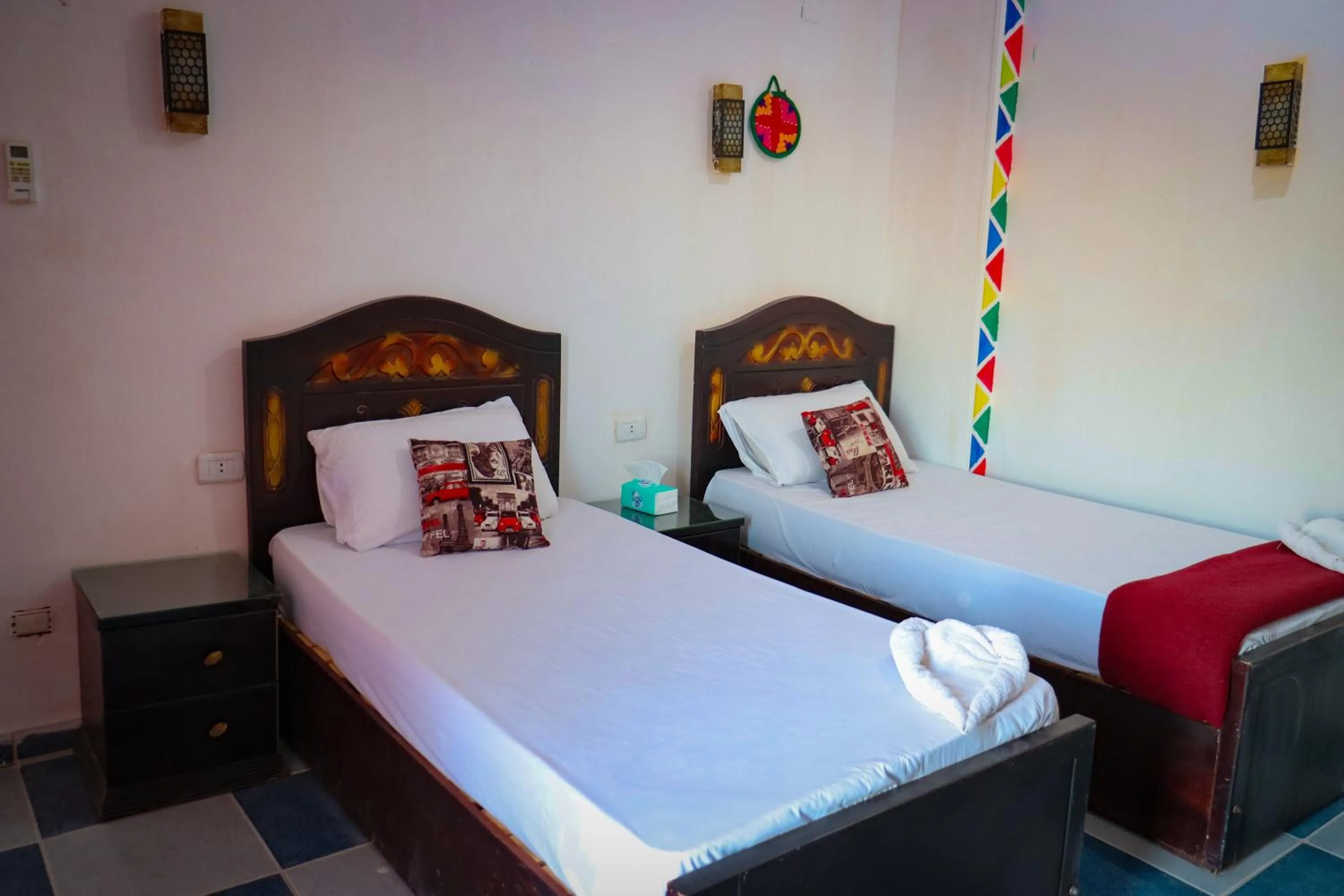 Photo of the whole room, Bed in Nubian Kulih house