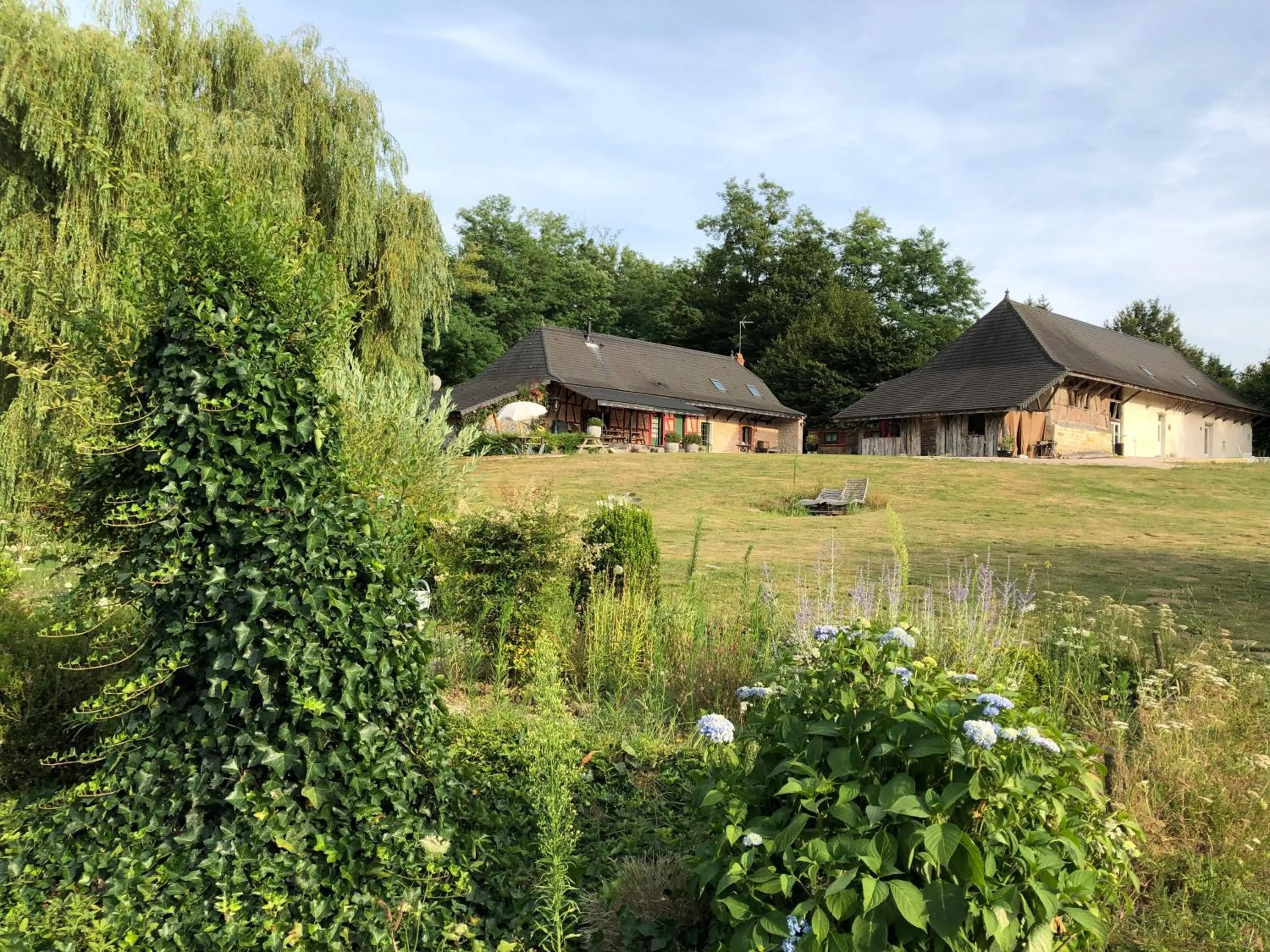 Property building in LE DOMAINE DU SENS